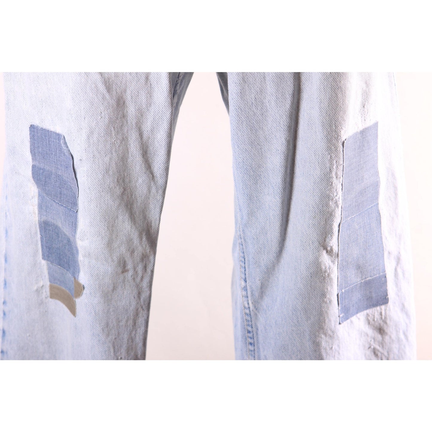 1980s Distressed Patch Fraying Blue Denim Orange Tab 517 Jeans by Levi's -38x29