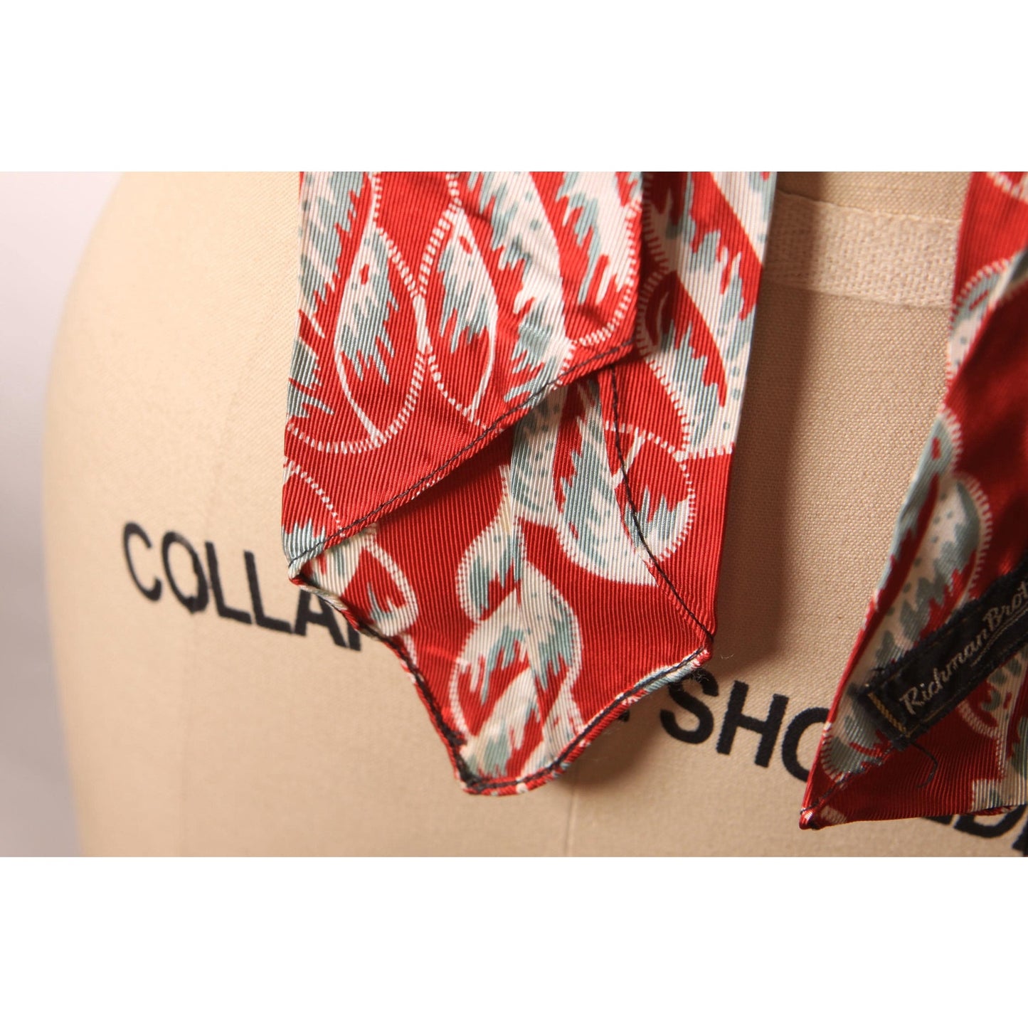 1950s Red, White and Blue Novelty Seashell Print Necktie Tie by Richmond Brothers