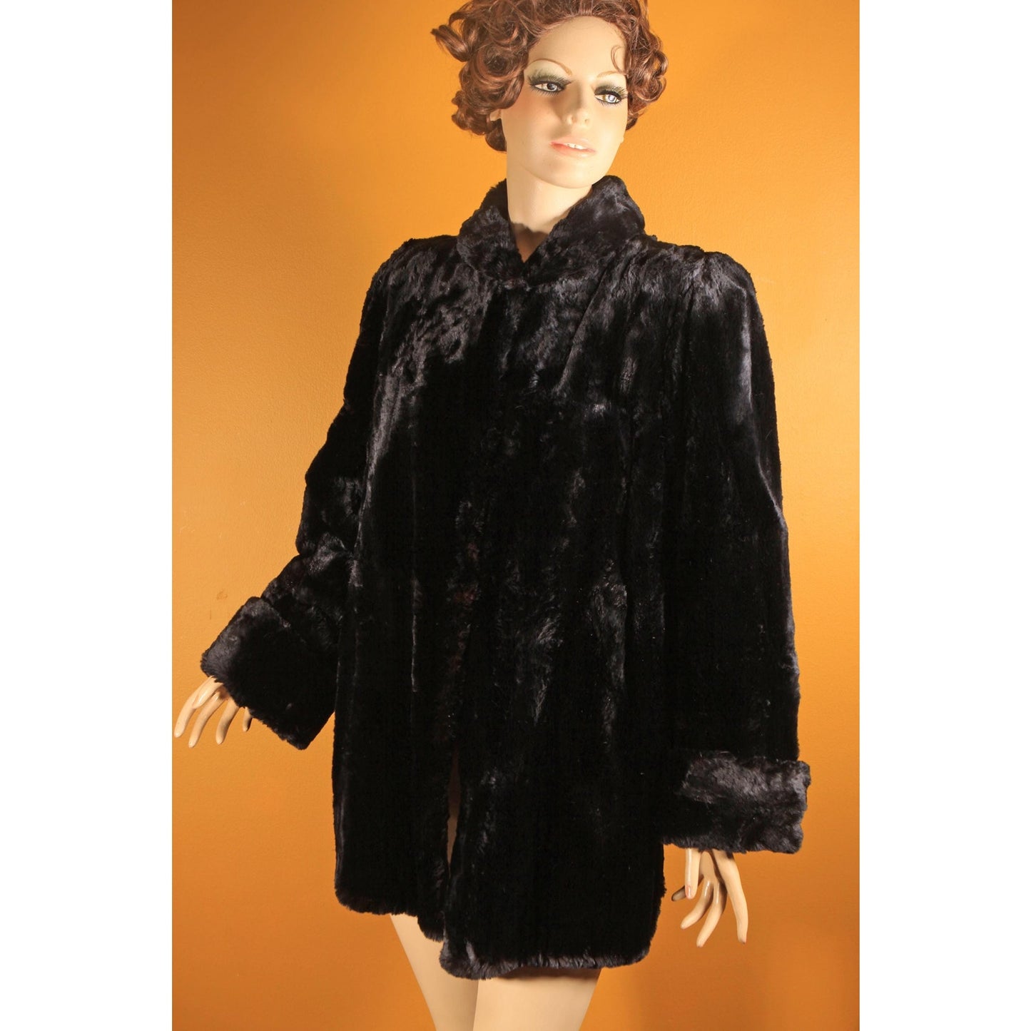 1940s Black Sheared Dyed Beaver Fur Coat by Cavin's -M-L