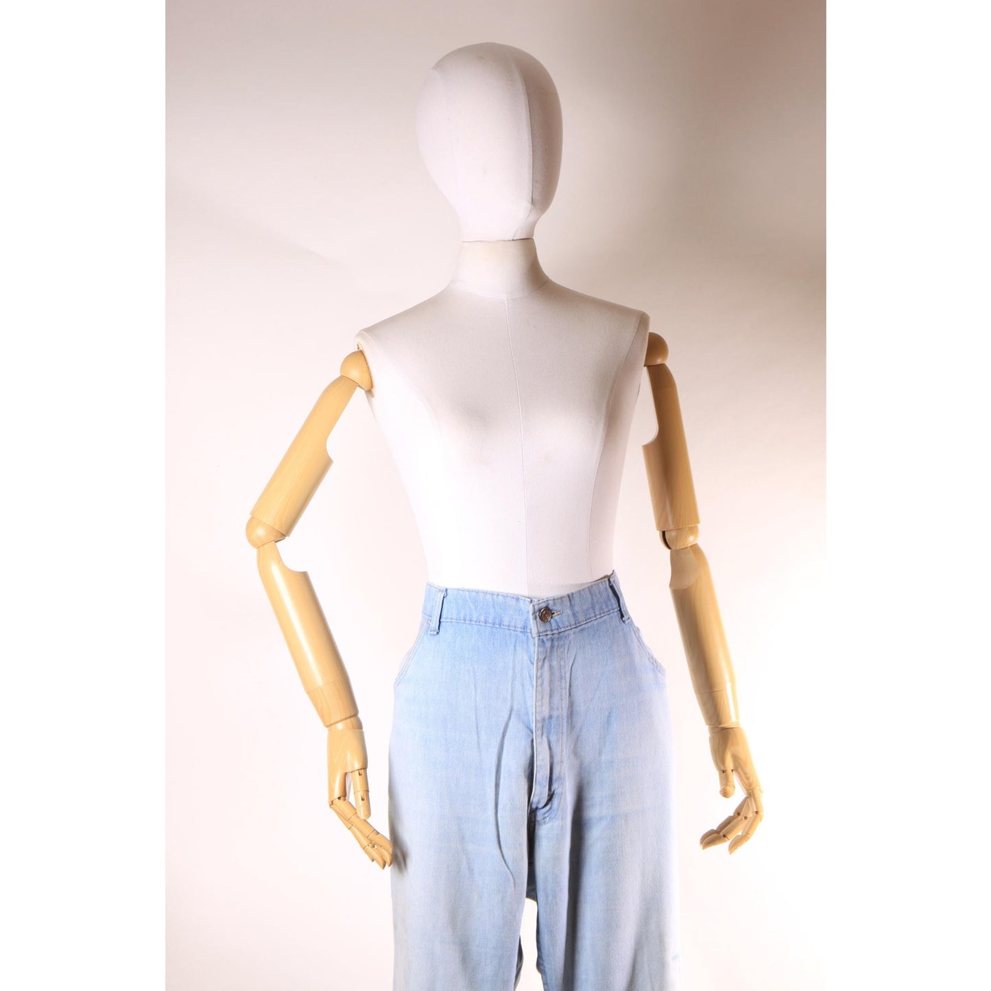 1970s 1980s Light Blue Denim Mens Jeans by Levi's for Men