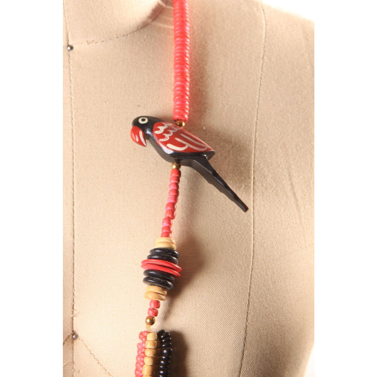 1970s 1980s Red, Black and Tan Wood Beaded Novelty Parrot Necklace
