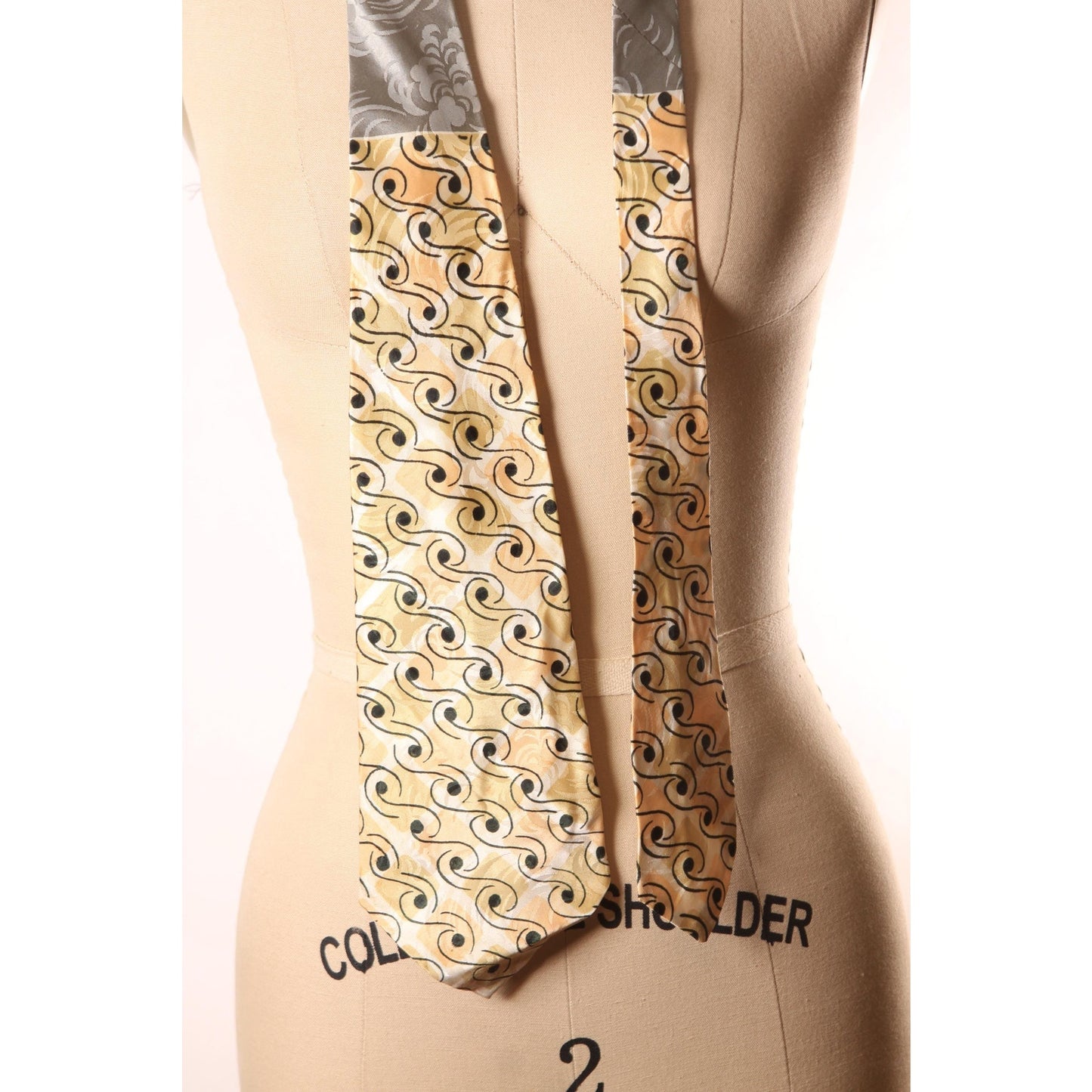 1950s Gray, Yellow and White Swirl Abstract Pattern Necktie Tie by Turner's