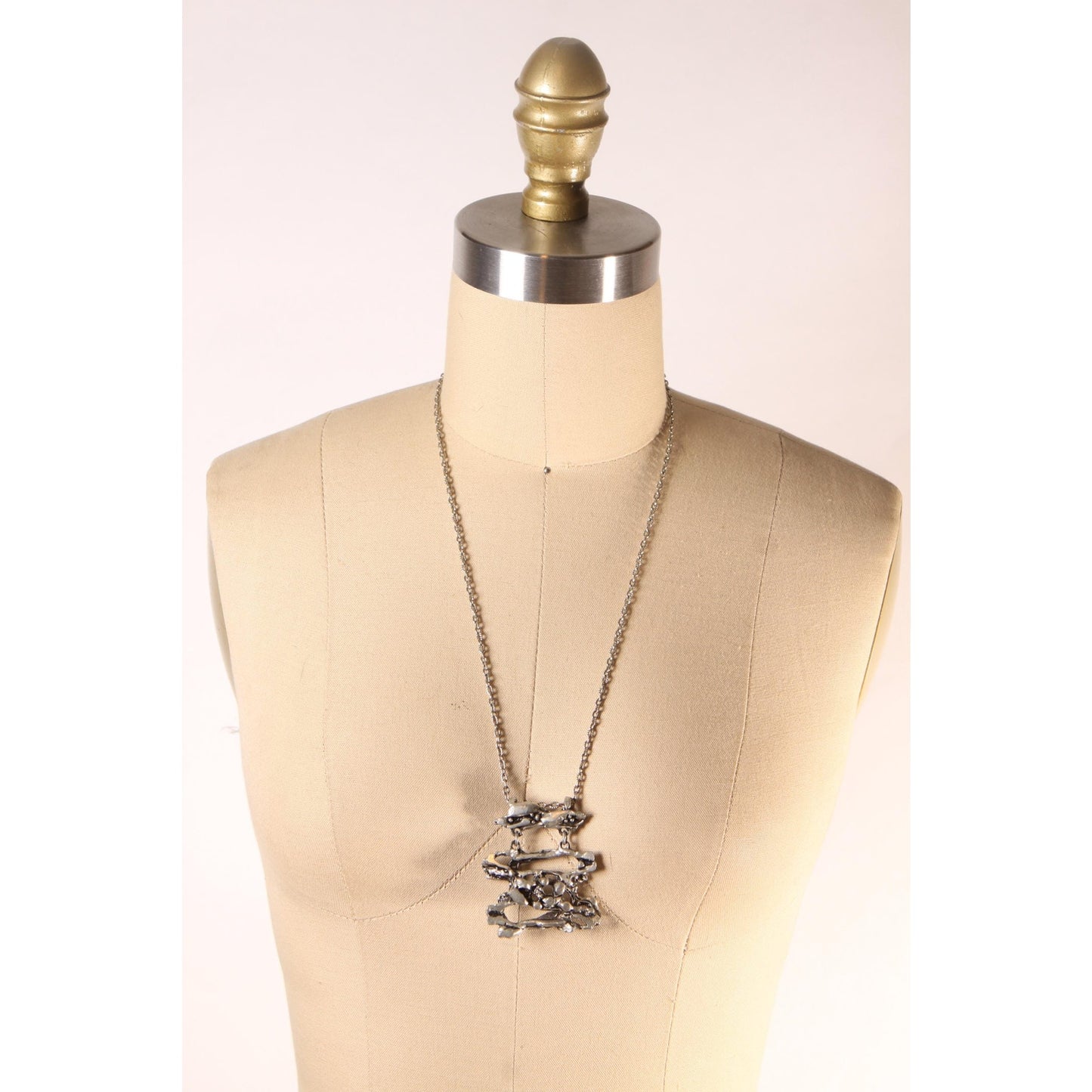 1970s Silver Tone Metal Abstract Brutalist Style Pendant Necklace by Tapani Vanhatalo Finland