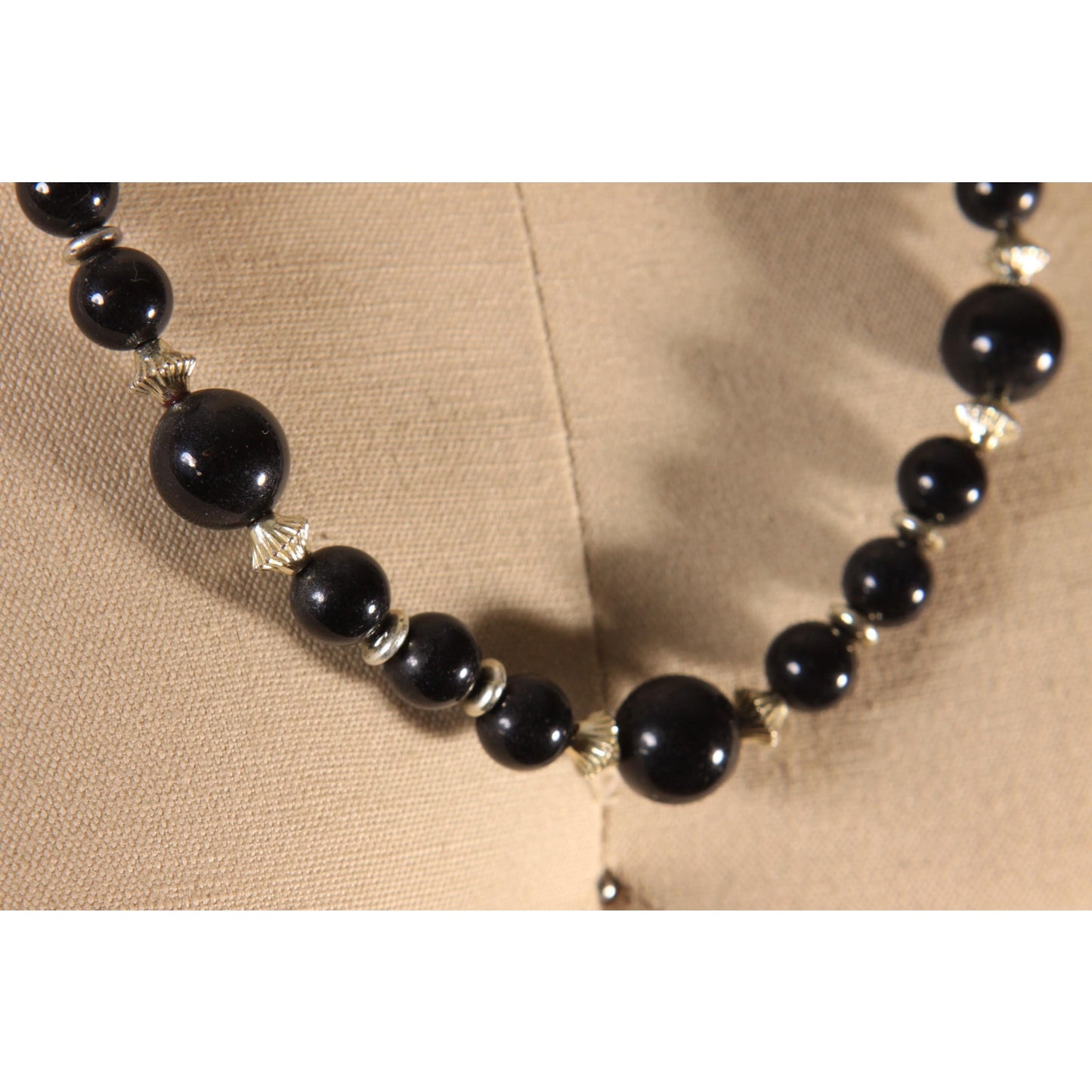 1980s Black and Silver Tone Metal Beaded Necklace