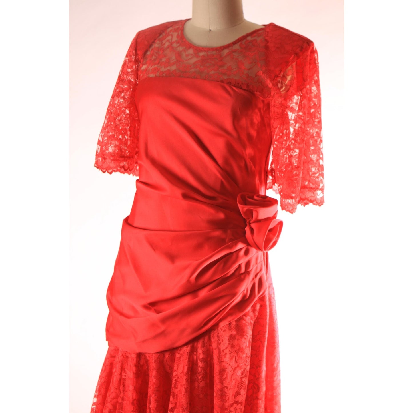 1980s Sheer Red Lace Half Sleeve Draped Drop Waist Rose Detail Lydia Deetz Formal Prom Dress -S