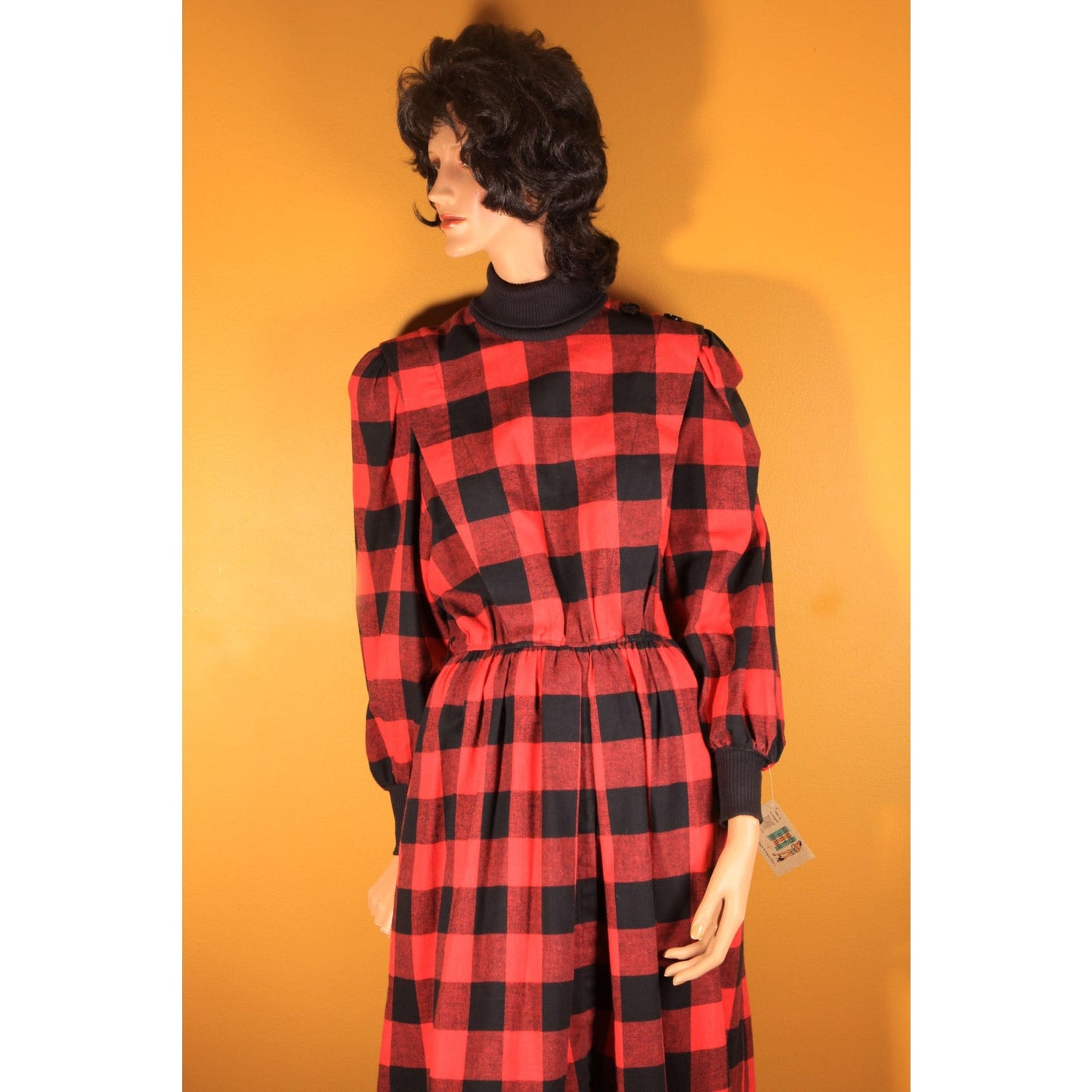 1980s Red and Black Plaid Long Sleeve Winter Dress by Donna Morgan for Non Stop -L-XL