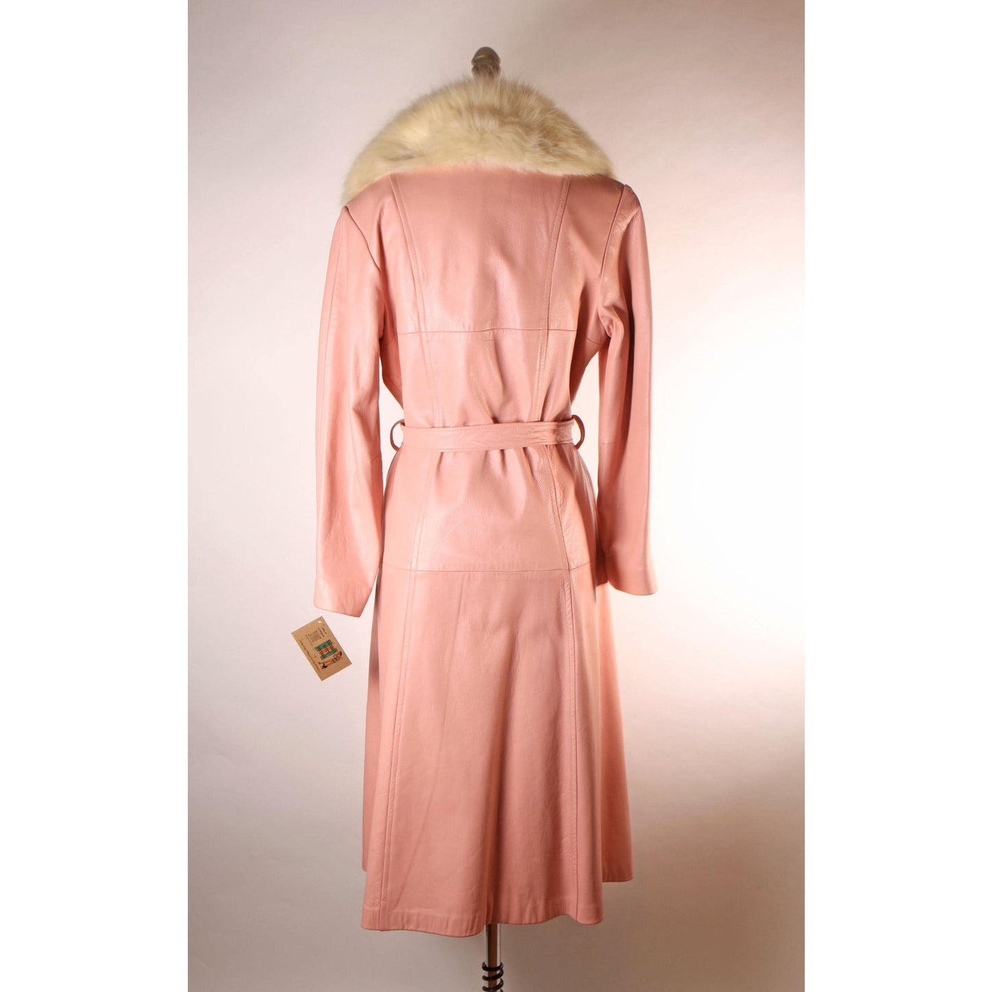 1970s Light Pink Leather Cream Fox Fur Collar Belted Trench Coat by New England Sportswear Company -L-XL