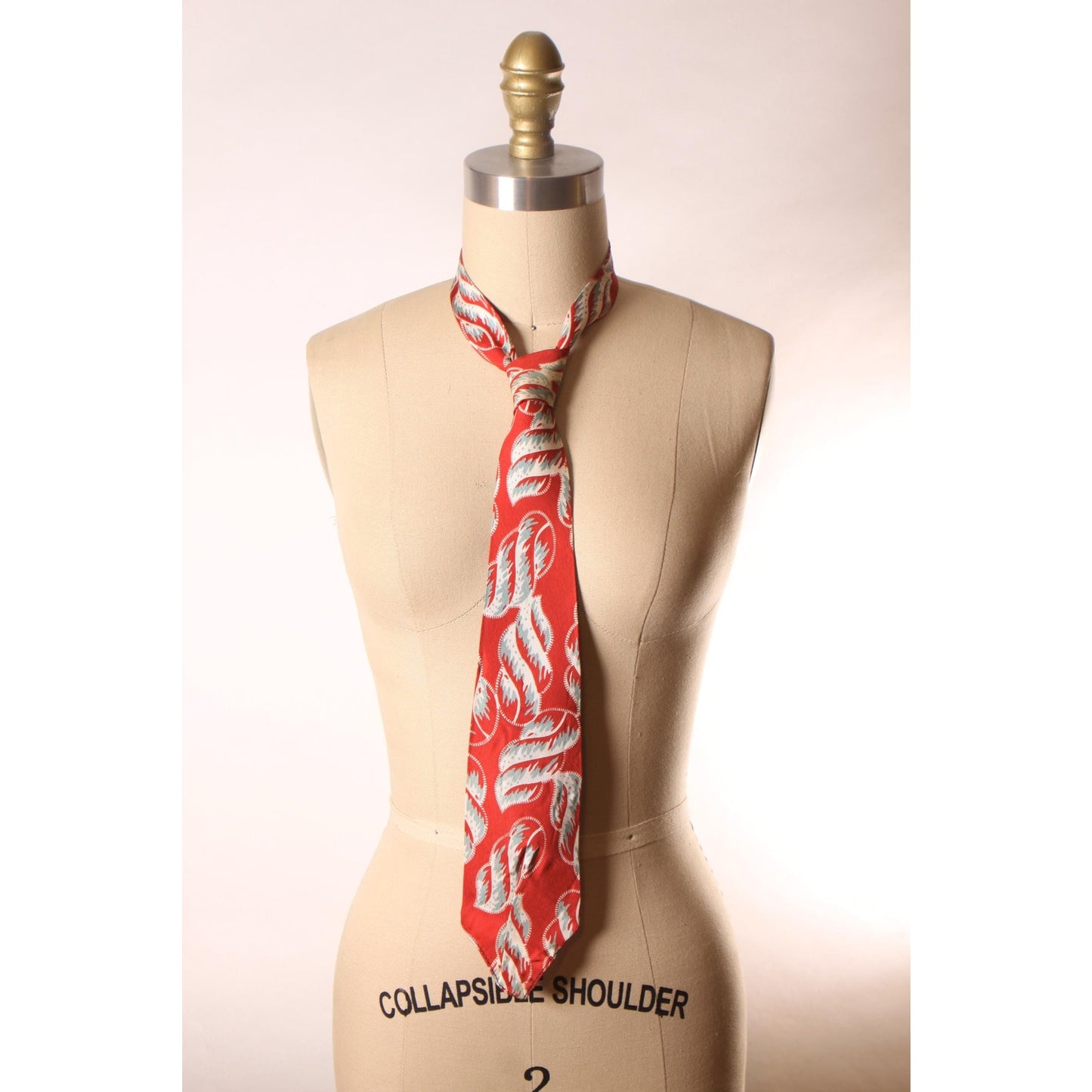 1950s Red, White and Blue Novelty Seashell Print Necktie Tie by Richmond Brothers