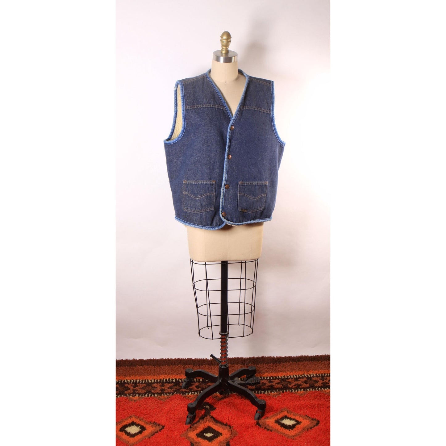1970s Denim Metal Snap Faux Sherpa Lined Western Men’s Vest by Sears Roebucks-L