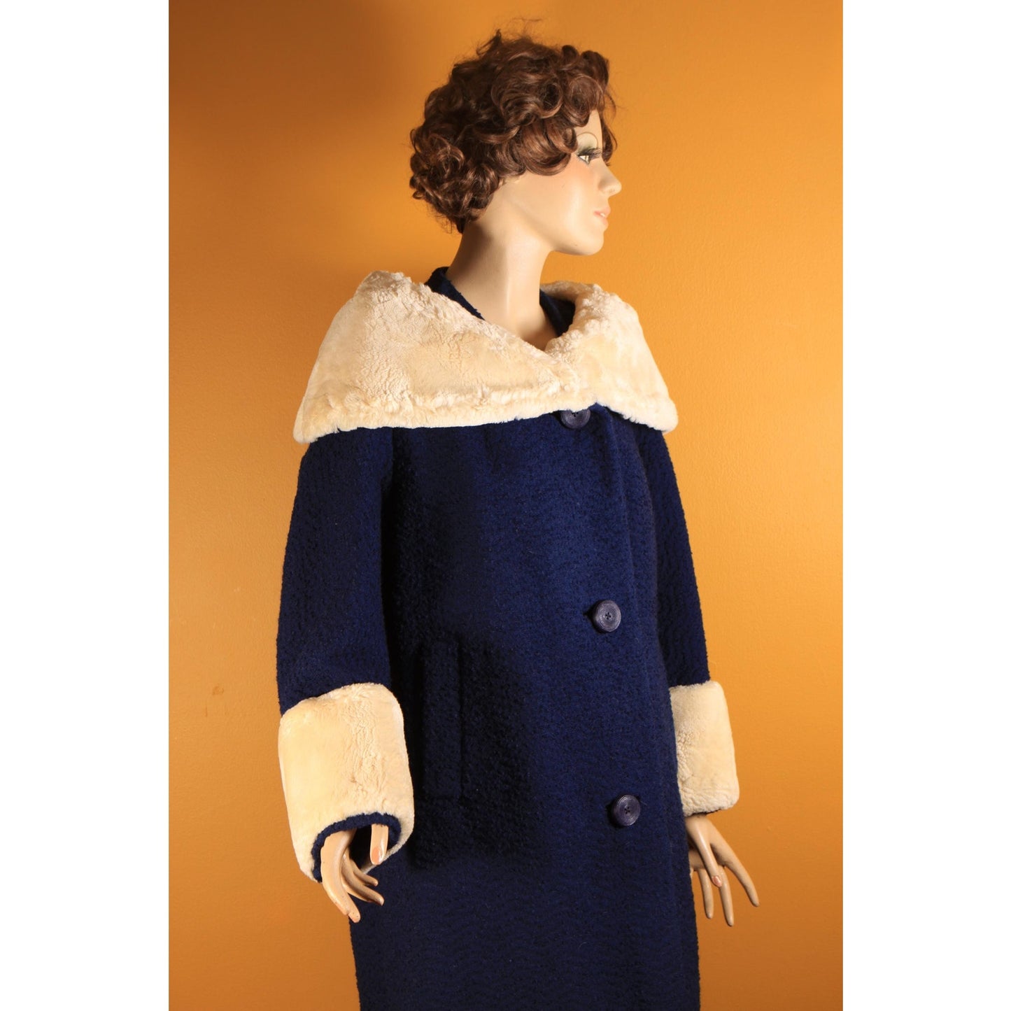 1950s Blue Long Sleeve Cream Sheared Chinchilla Fur Cuff and Collar Coat by Adler's and Jeshiva -XL