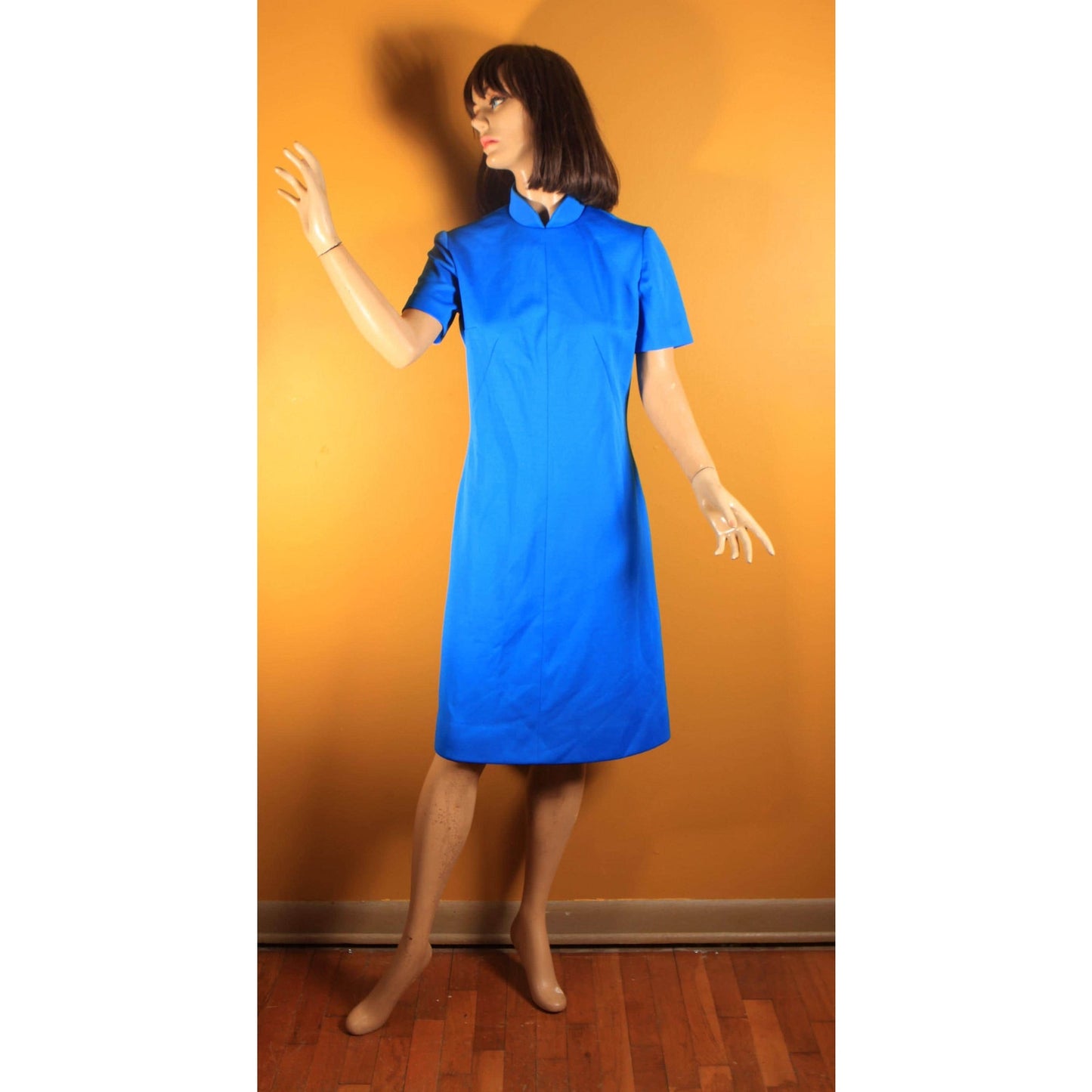 1960s Blue Short Sleeve Polyester Shift Dress