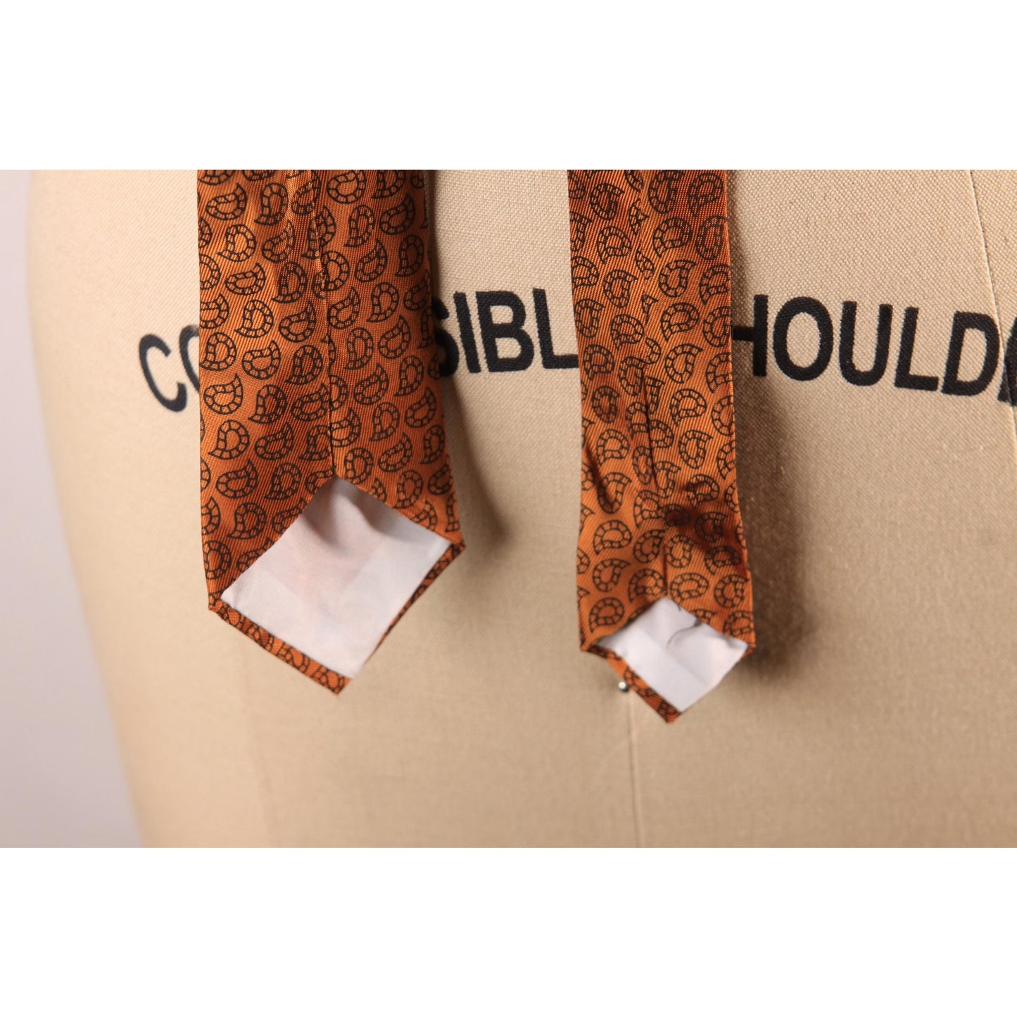 1970s Brown Paisley Necktie Tie