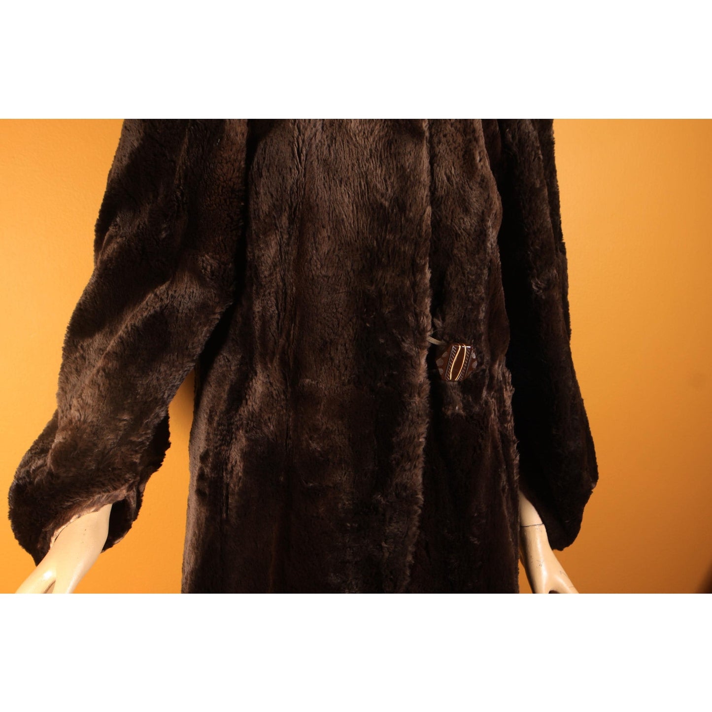 1940s Brown Sheared Beaver Fur Pointed Shoulder Coat -S