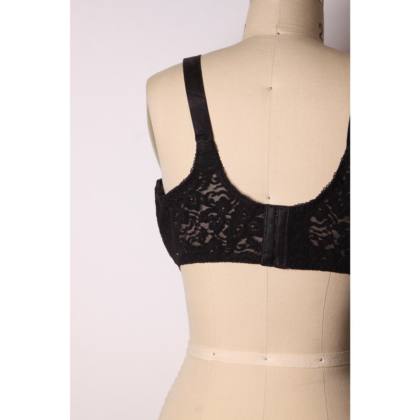 1980s Sheer Black Floral Lace Bow Detail Bra by Bali-40D