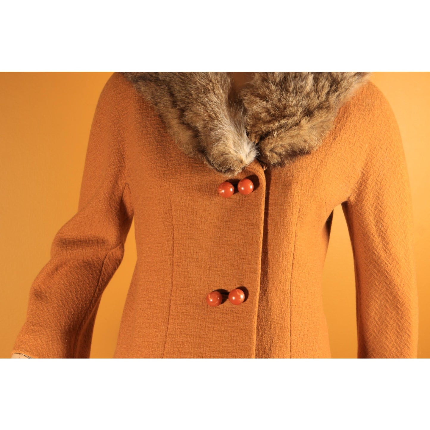 1950s Harvest Gold Yellow Bracelet Sleeve Fox Fur Collar Jacket and Pencil Skirt Two Piece Suit Outfit -XS