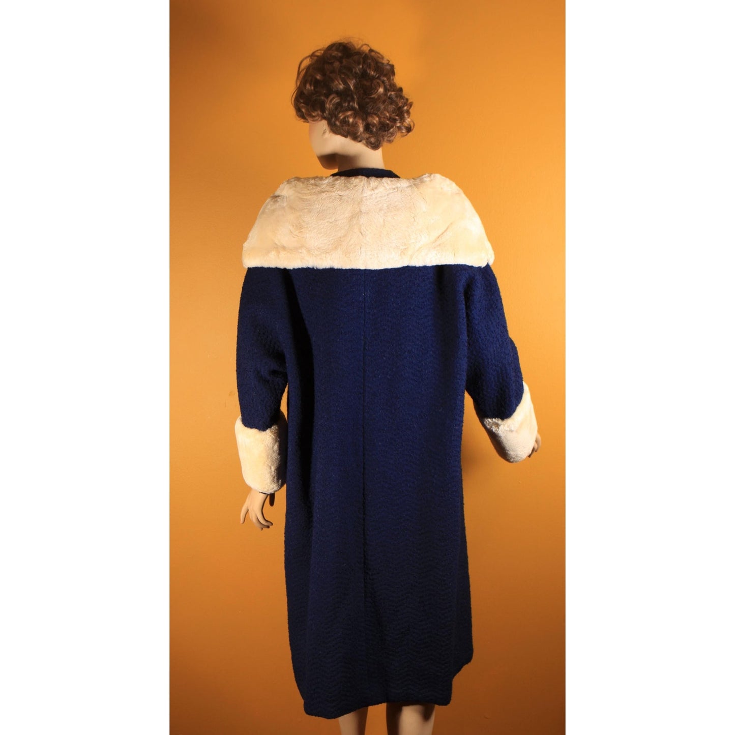 1950s Blue Long Sleeve Cream Sheared Chinchilla Fur Cuff and Collar Coat by Adler's and Jeshiva -XL