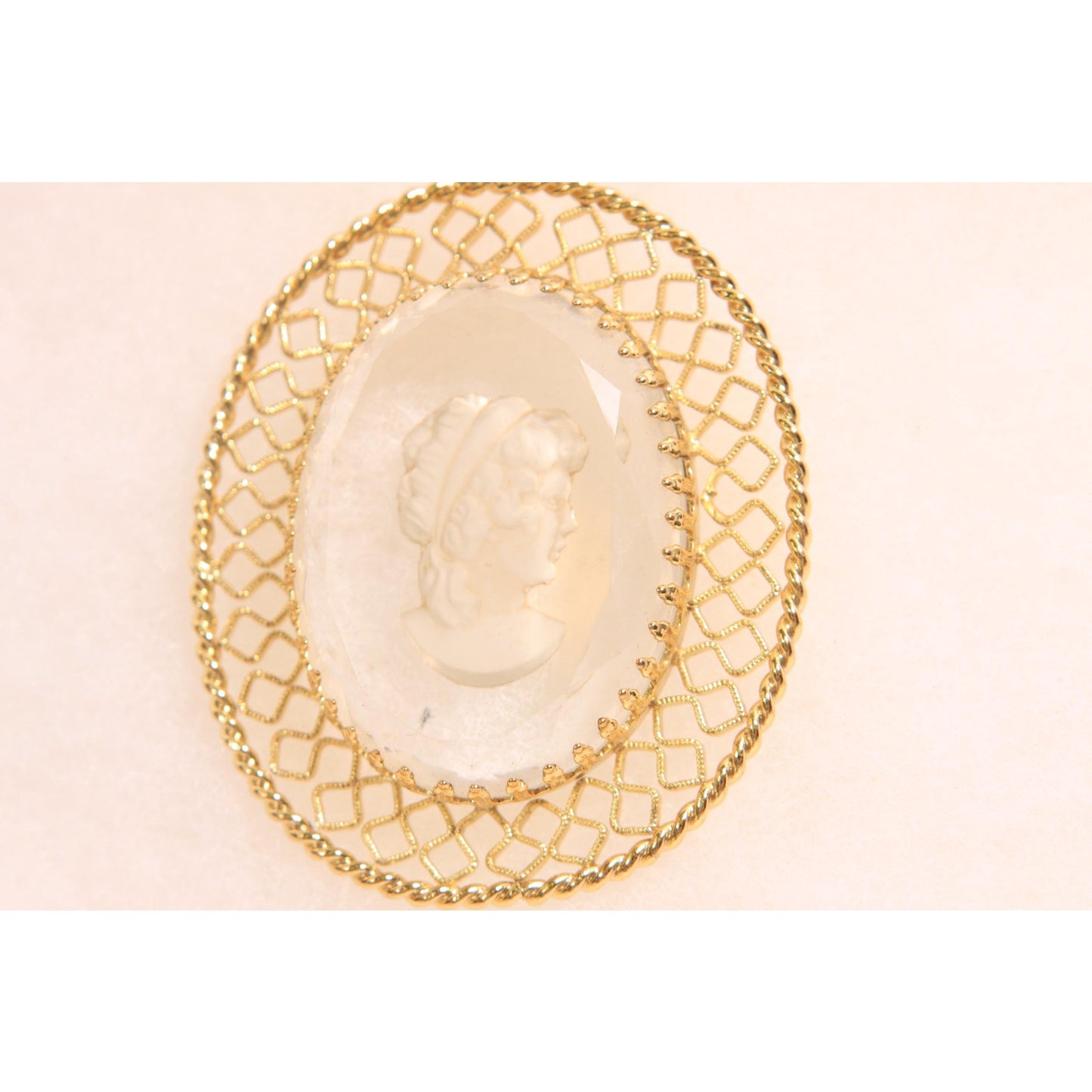 1950s 1960s Gold Tone Metal and Clear Glass Etched Cameo Necklace Pendant