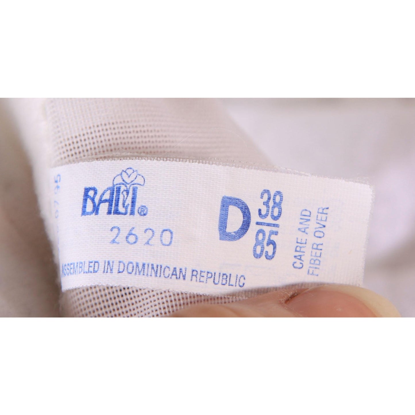 1980s Sheer White Floral Lace Bra by Bali-38D