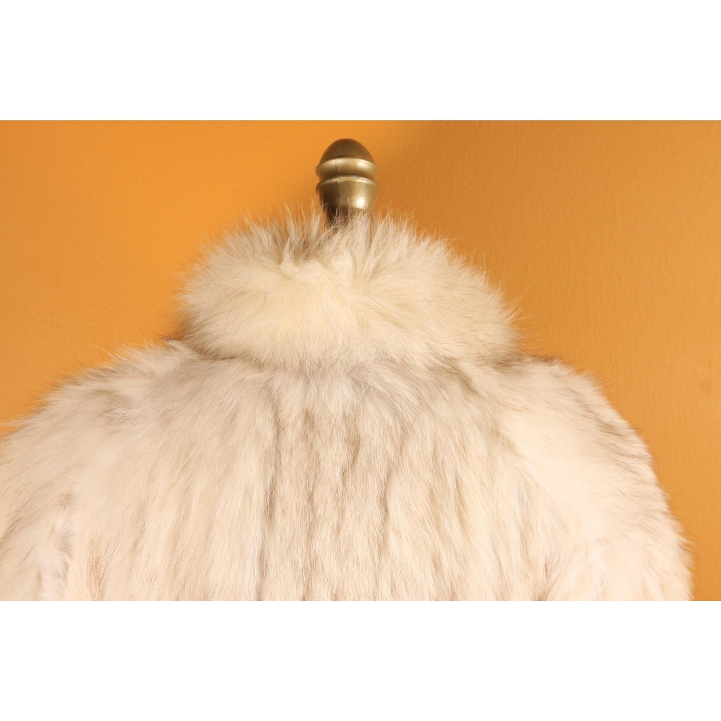 Late 1970s Early 1980s White and Gray Fox Fur Long Sleeve Coat -S