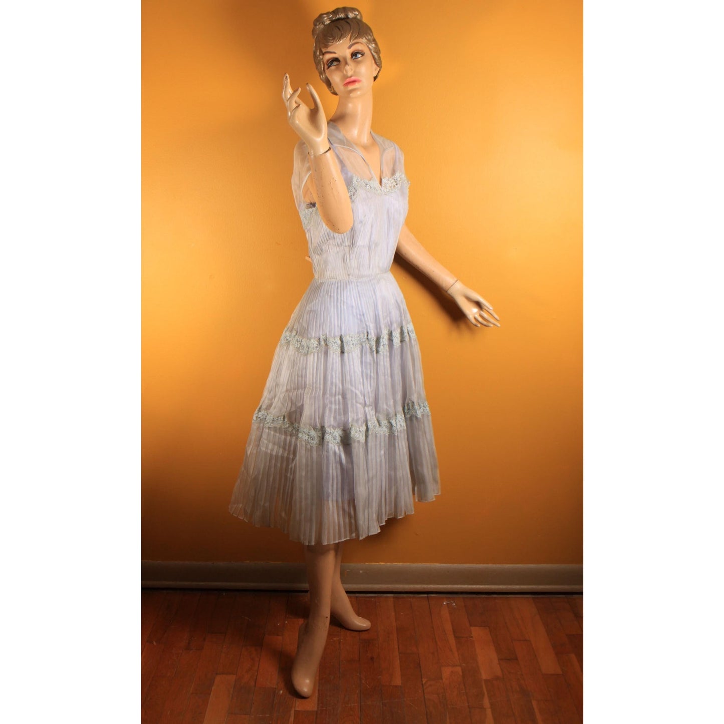 1950s Sheer Light Blue Short Sleeved Fit and Flare Floral Lace Trim Dress -L