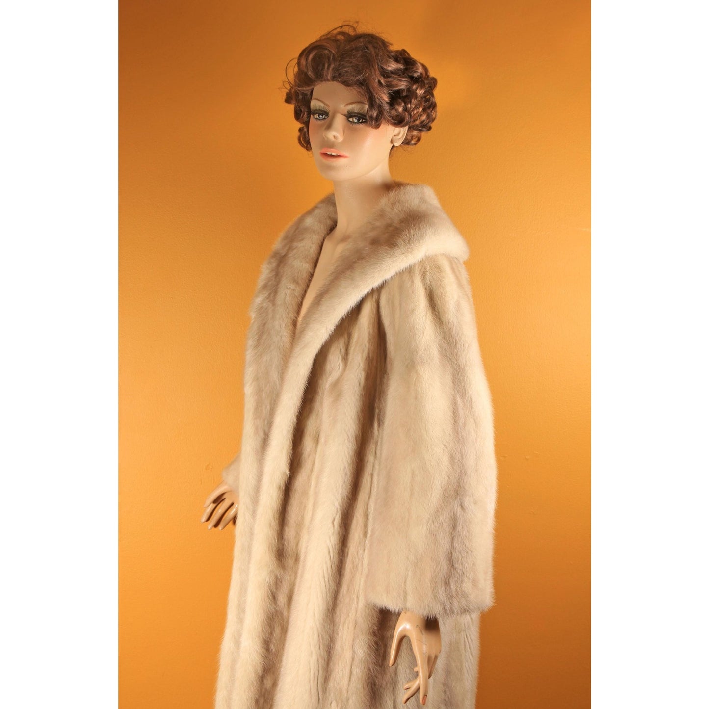 1950s Blonde Cream Off White Long Sleeve Mink Fur Coat by Irene of London -M-L