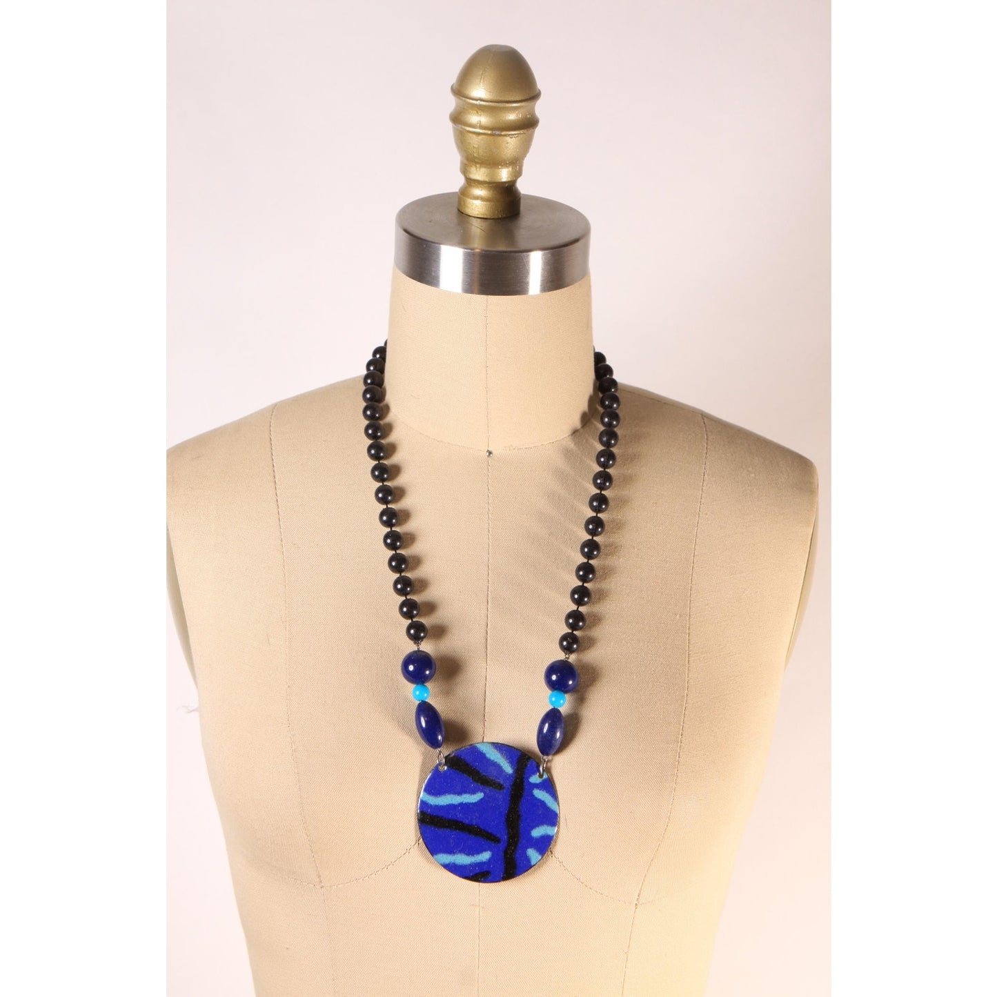 1980s Dark Blue and Light Blue Beaded Enamel Circle Pendant Necklace