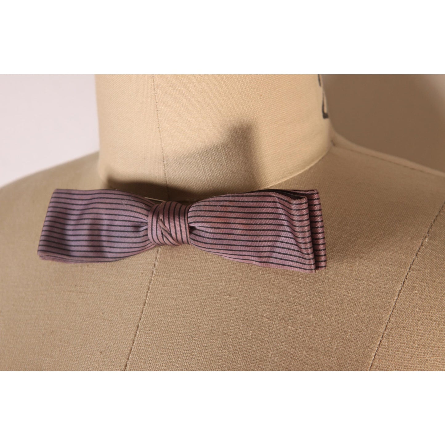 1950s 1960s Purple Gray and Black Striped Necktie Tie Bowtie