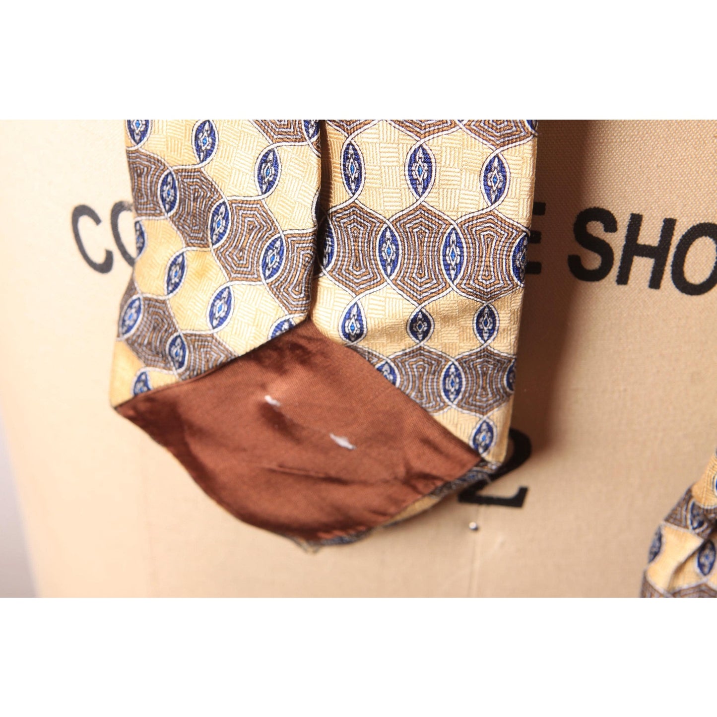 1990s Tan and Brown Patterned Necktie by Geoffrey Beene