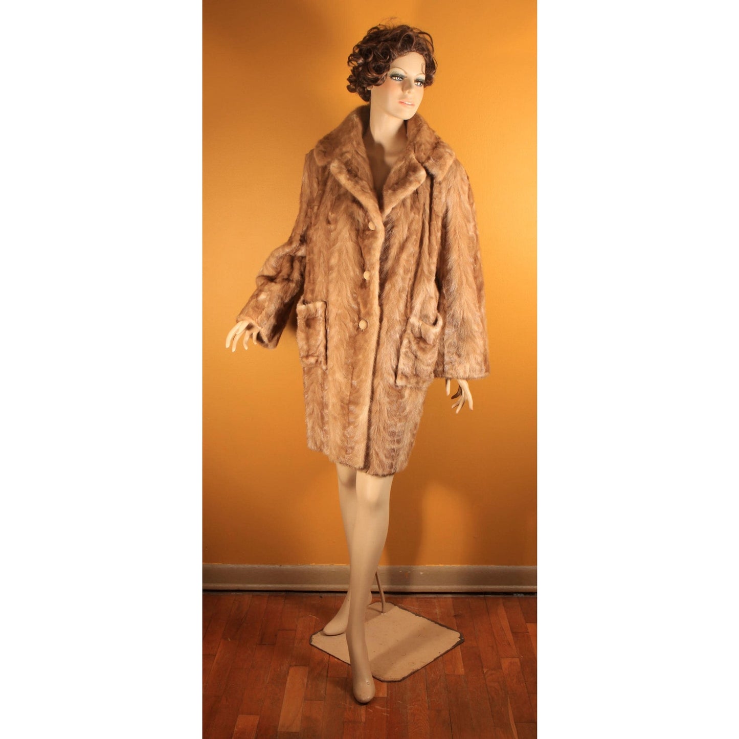 1950s Honey Brown Mink Fur Long Sleeve Pocketed Coat by Chajage's Atlanta -XL