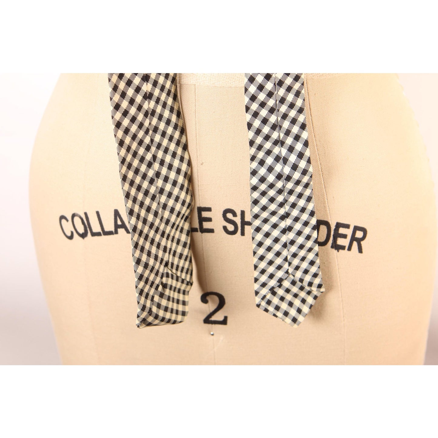 1970s Black and White Plaid Print Necktie Tie