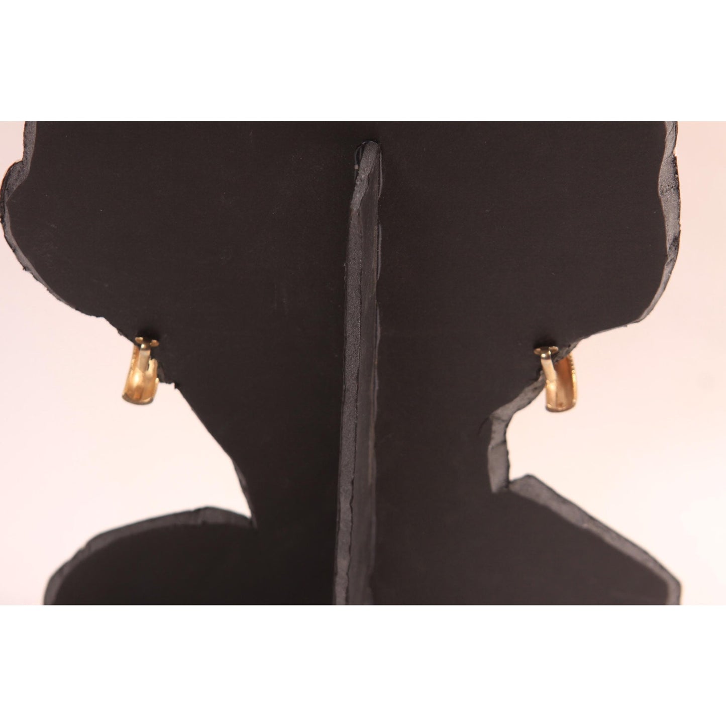 1970s Brass Gold Tone Ridged Metal Hoop Clip On Earrings