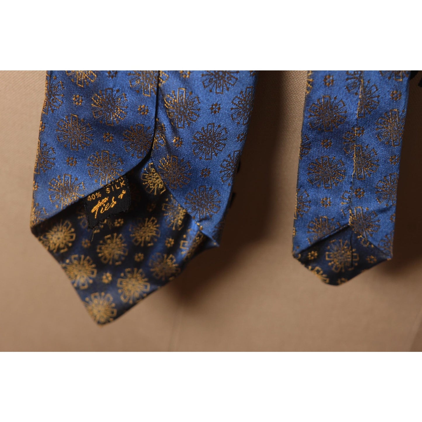 1950s Blue and Yellow Atomic Starburst Necktie Tie by Ties
