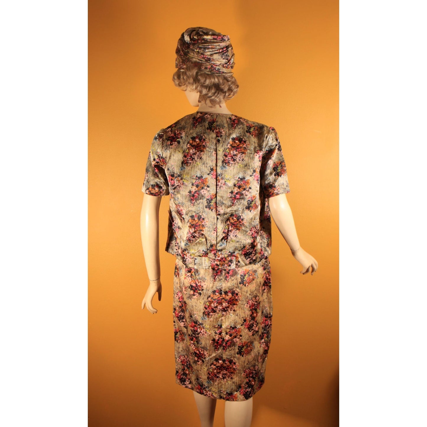 1950s Gray and Purple Floral Waterfall Sash Wiggle Dress with Matching Jacket and Hat Three Piece Outfit by Letizia Fuhr -S