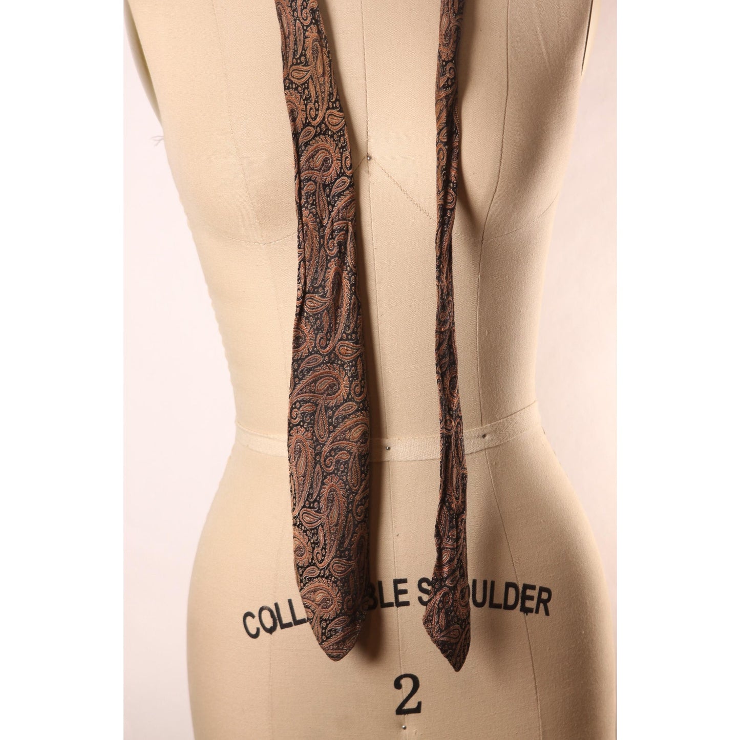 1960s Brown and Tan Paisley Necktie Tie