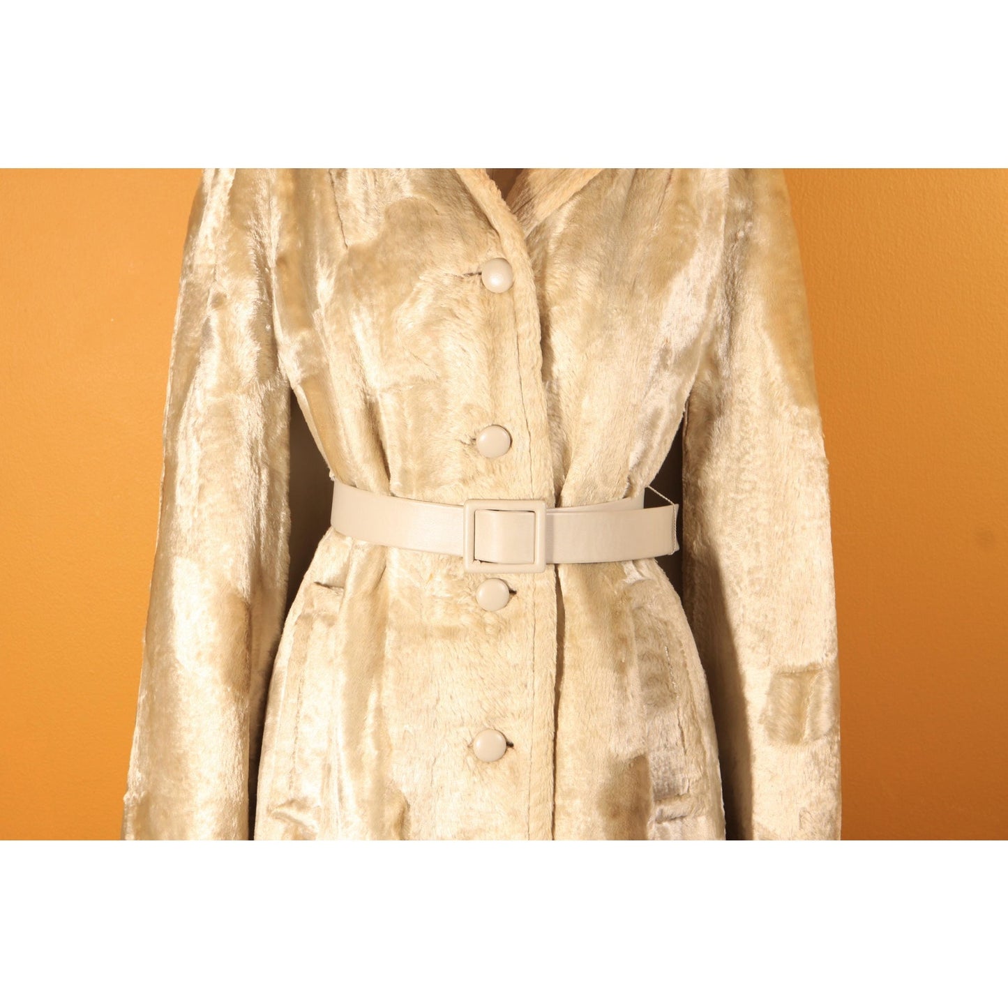 1960s Cream Off White Faux Fur Crushed Velvet Fitted Cape Coat by Betty Rose