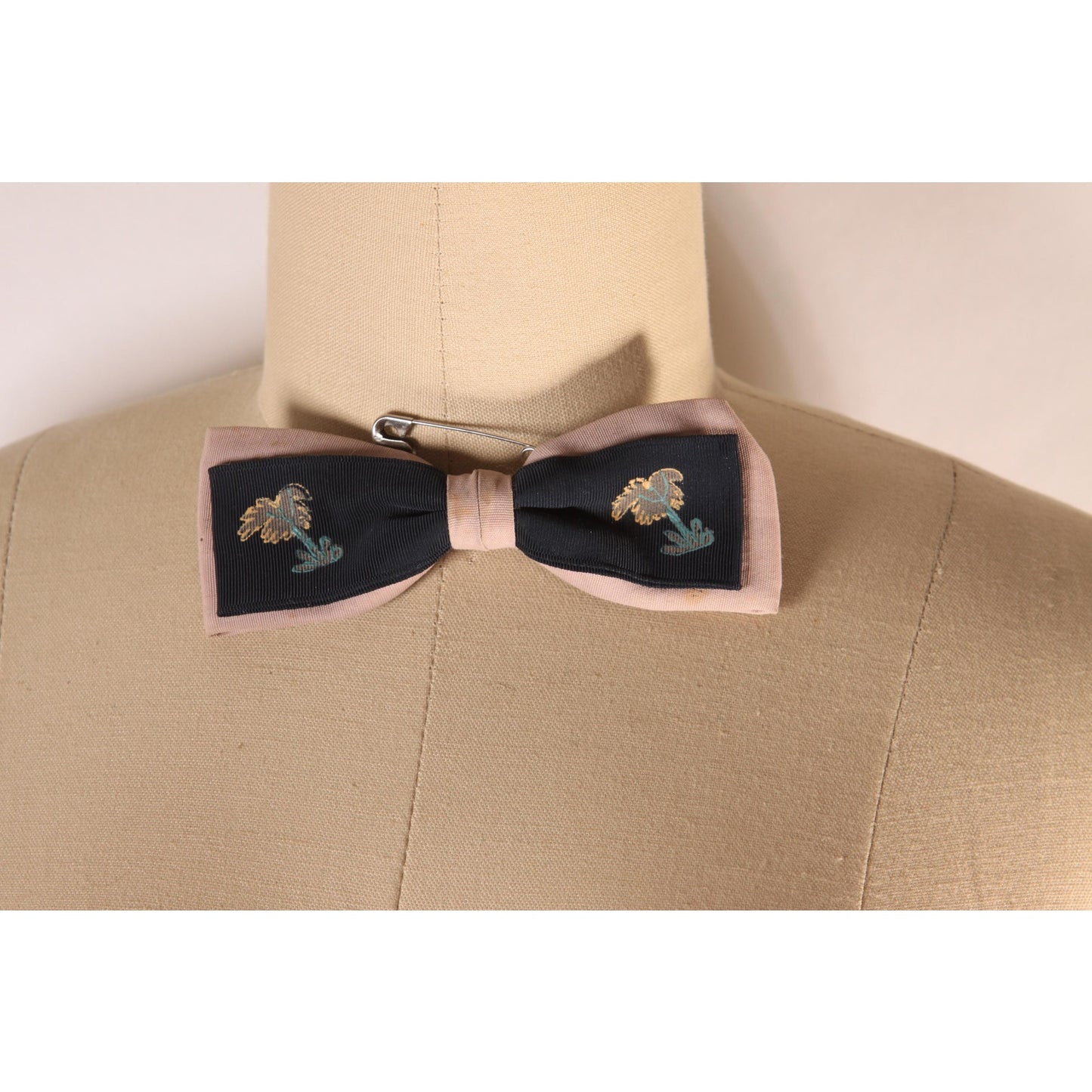 1950s Navy Blue and Pink Hawaiian Palm Tree Tie Bowtie