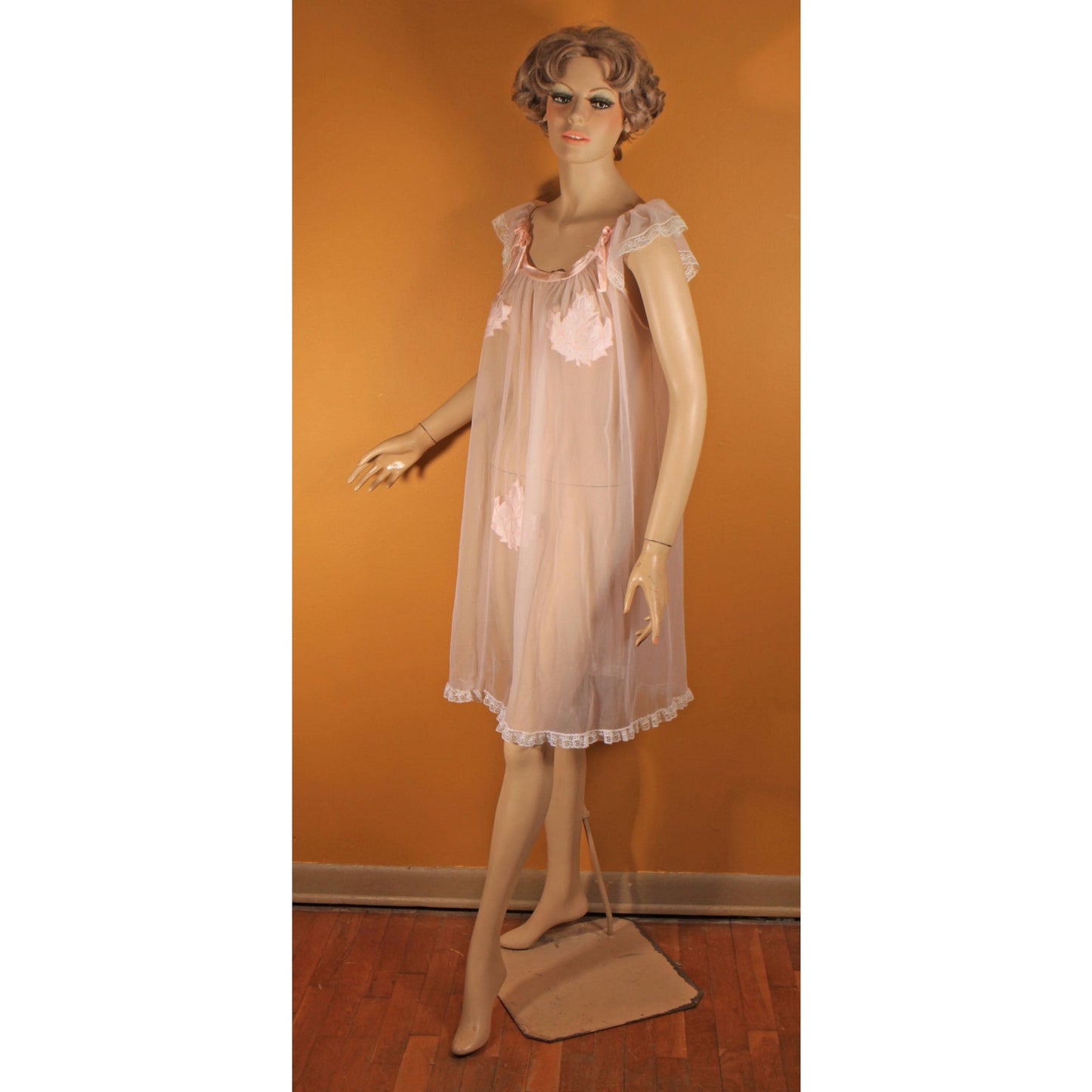1950s Sheer Illusion Pink Fig Leaf Risque Pin Up Eves Leaves Babydoll Peignoir Night Gown by Chevette