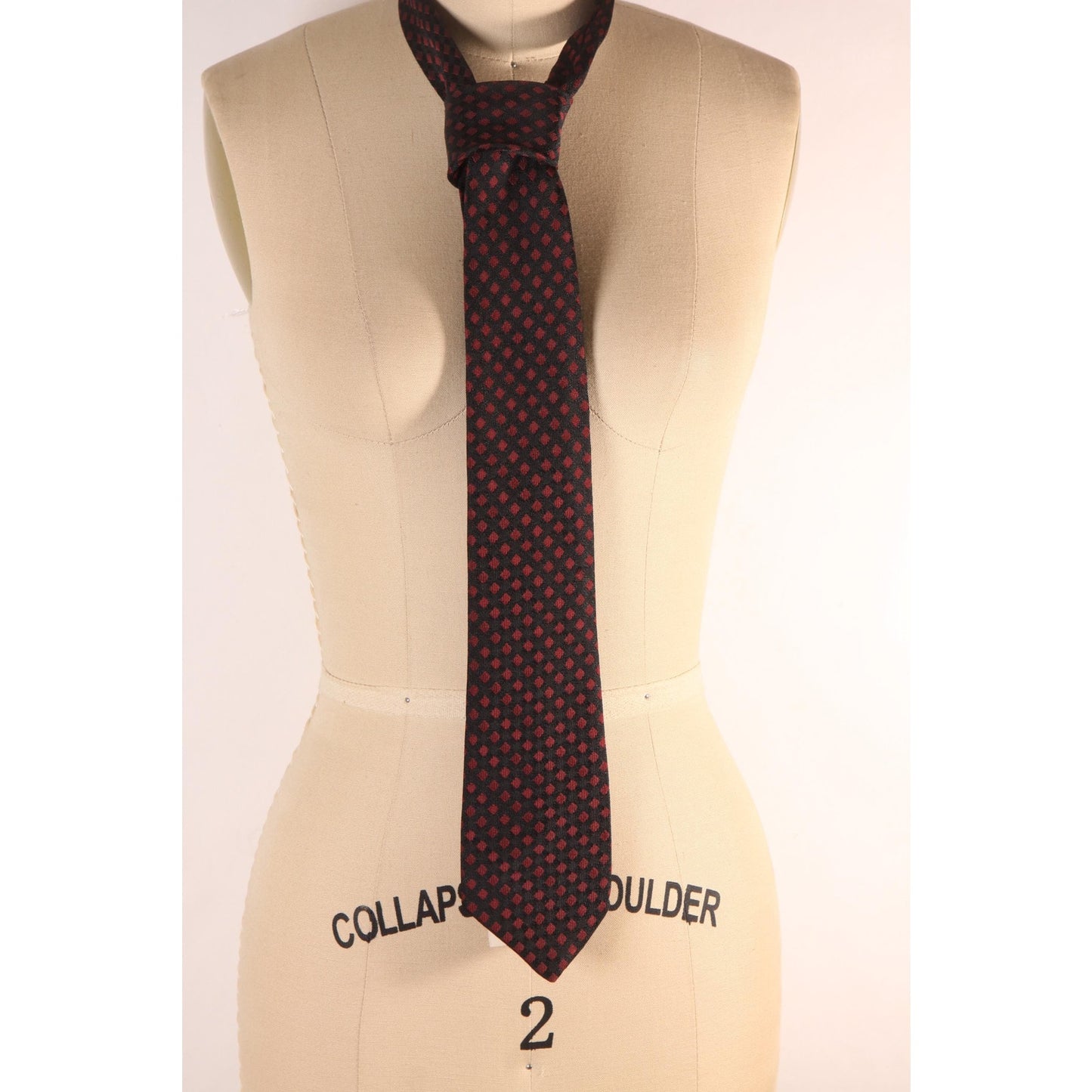 1980s Red and Black Geometric Necktie Tie