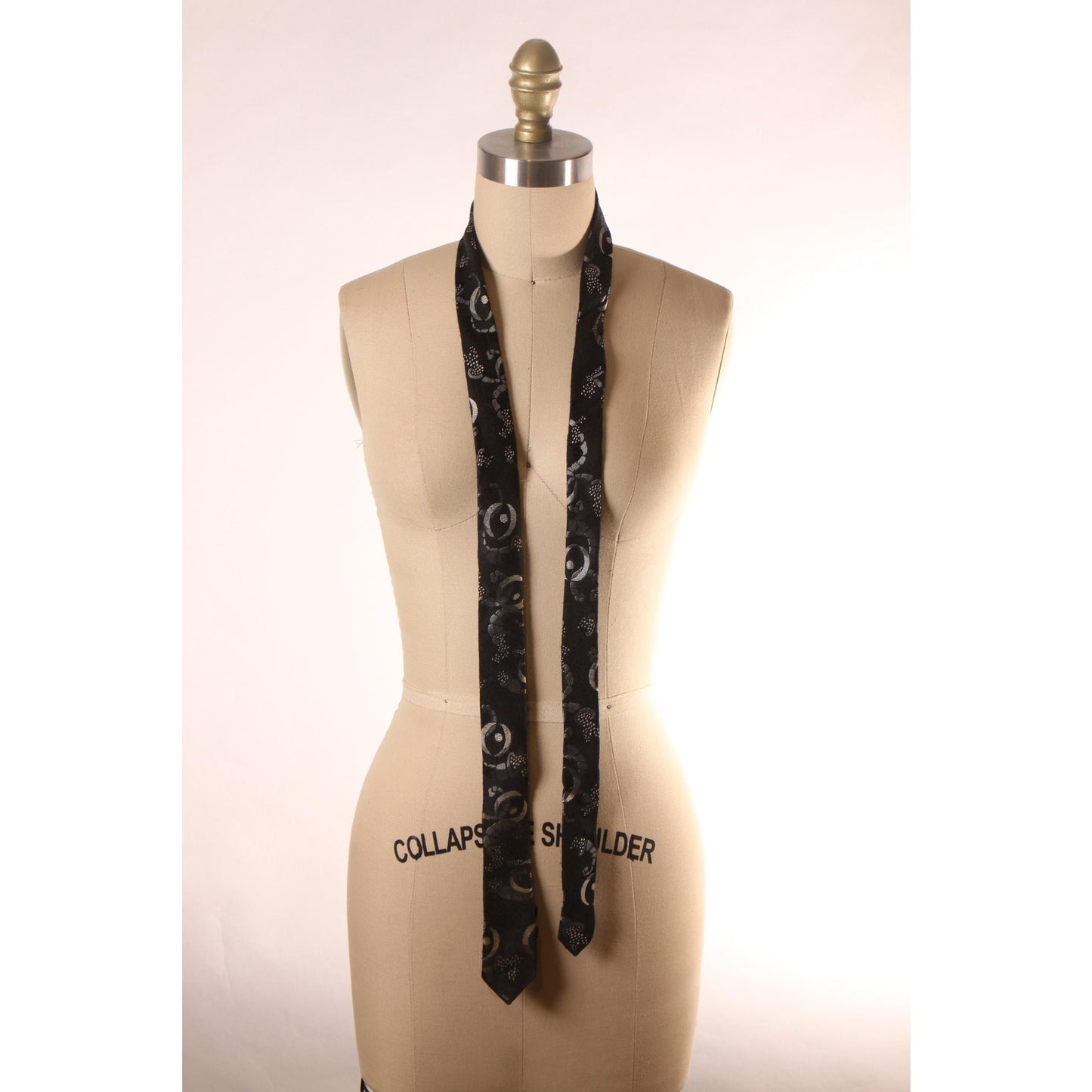 1970s 1980s Black and Gray Abstract Swirl Necktie Tie
