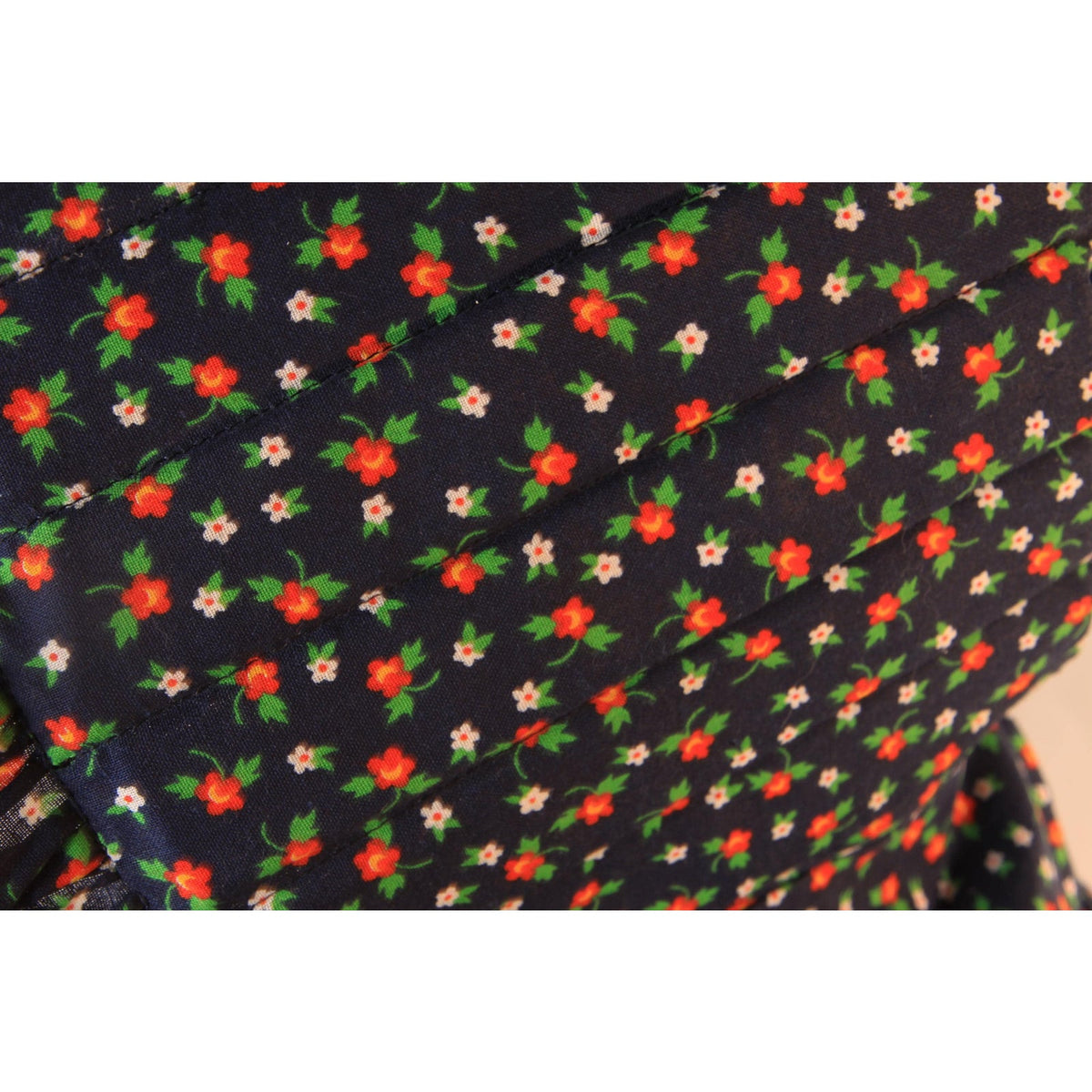 1970s Blue, Red, Yellow and White Floral Calico Prairie Bonnet Hat