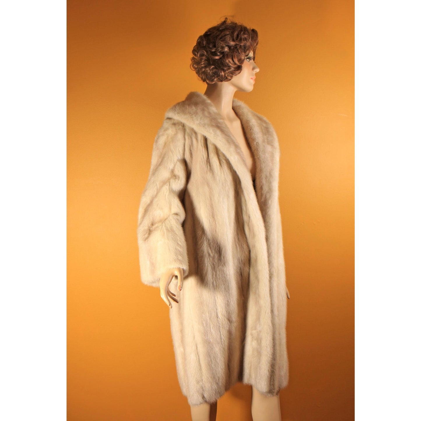 1950s Blonde Cream Off White Long Sleeve Mink Fur Coat by Irene of London -M-L