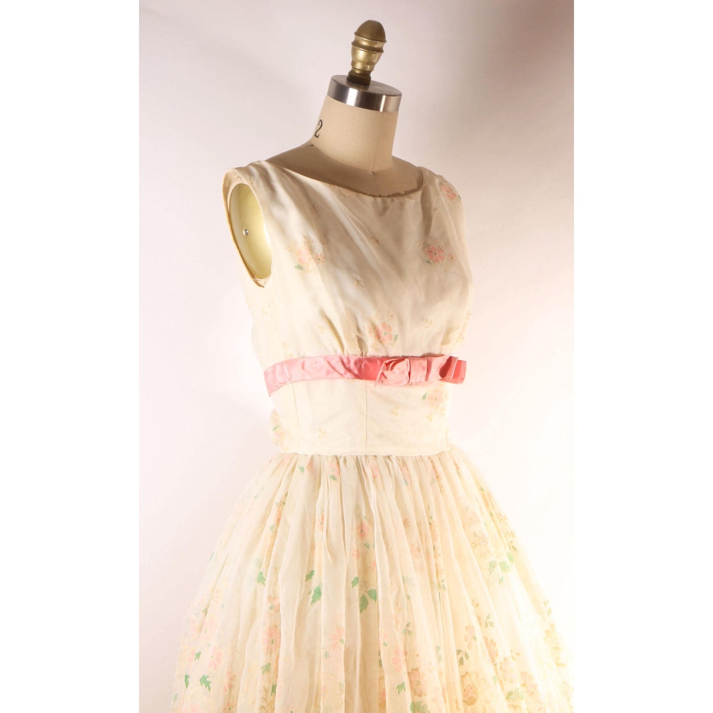 1950s Cream, Pink and Green Velvet Flocked Floral Pink Bow Detail Sleeveless Dress