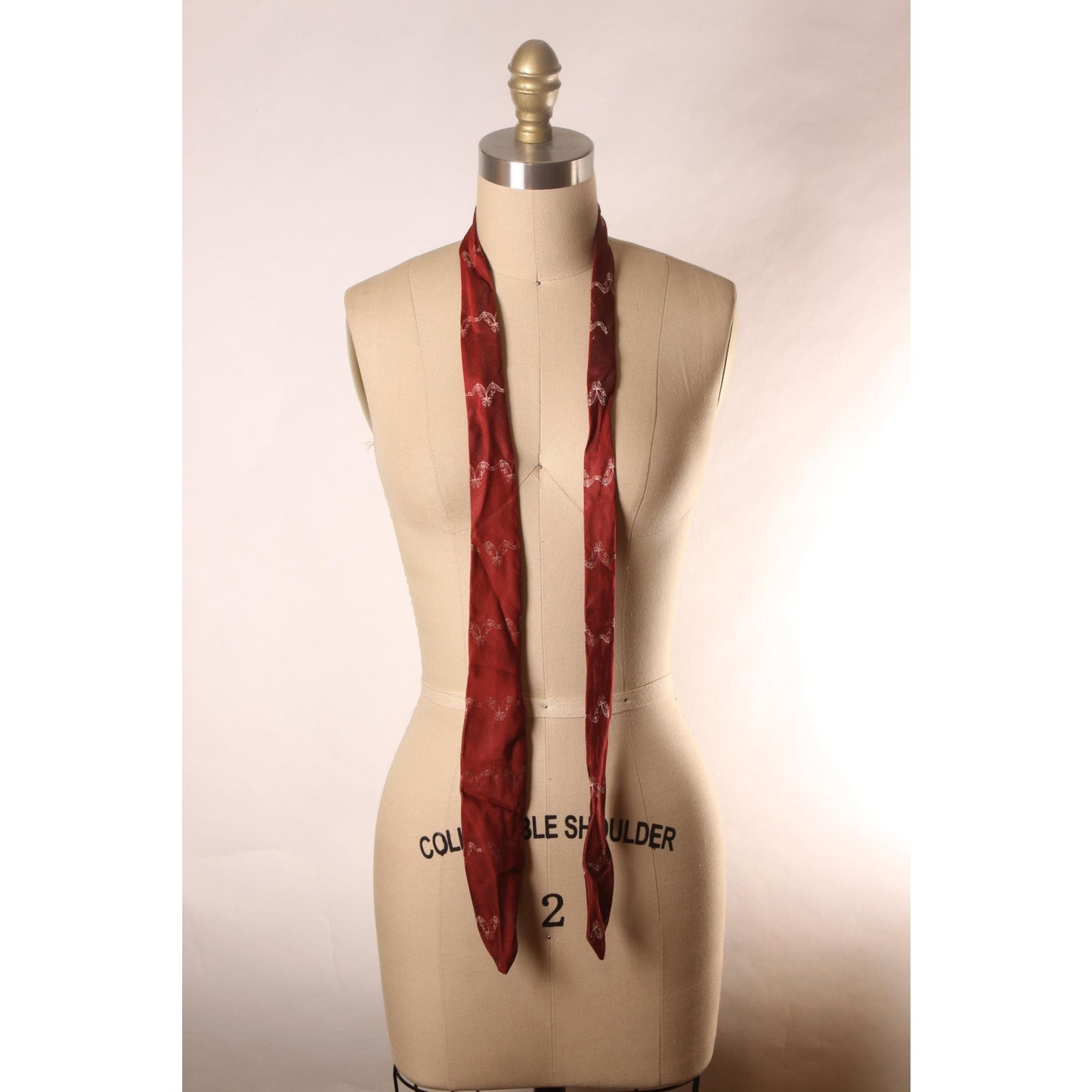 1950s Dark Red and White Abstract Design Necktie Tie by Bauraulac Textures
