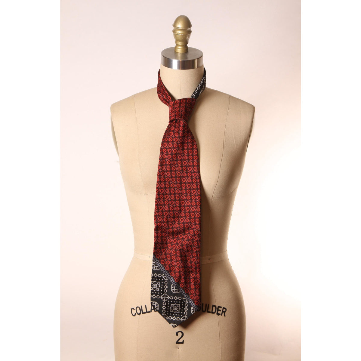 1970s Red, Black, White and Gray Patterned Polyester Wide Necktie Tie by Gentry Beau Brummell