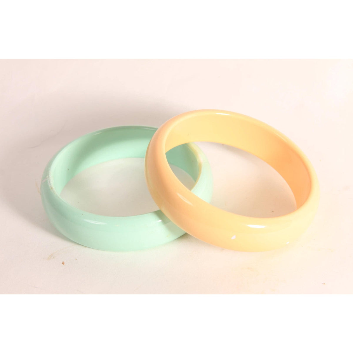 1980s Sea Foam Mint Blue Green and Pale Pink Plastic Stack of Bangle Bracelets