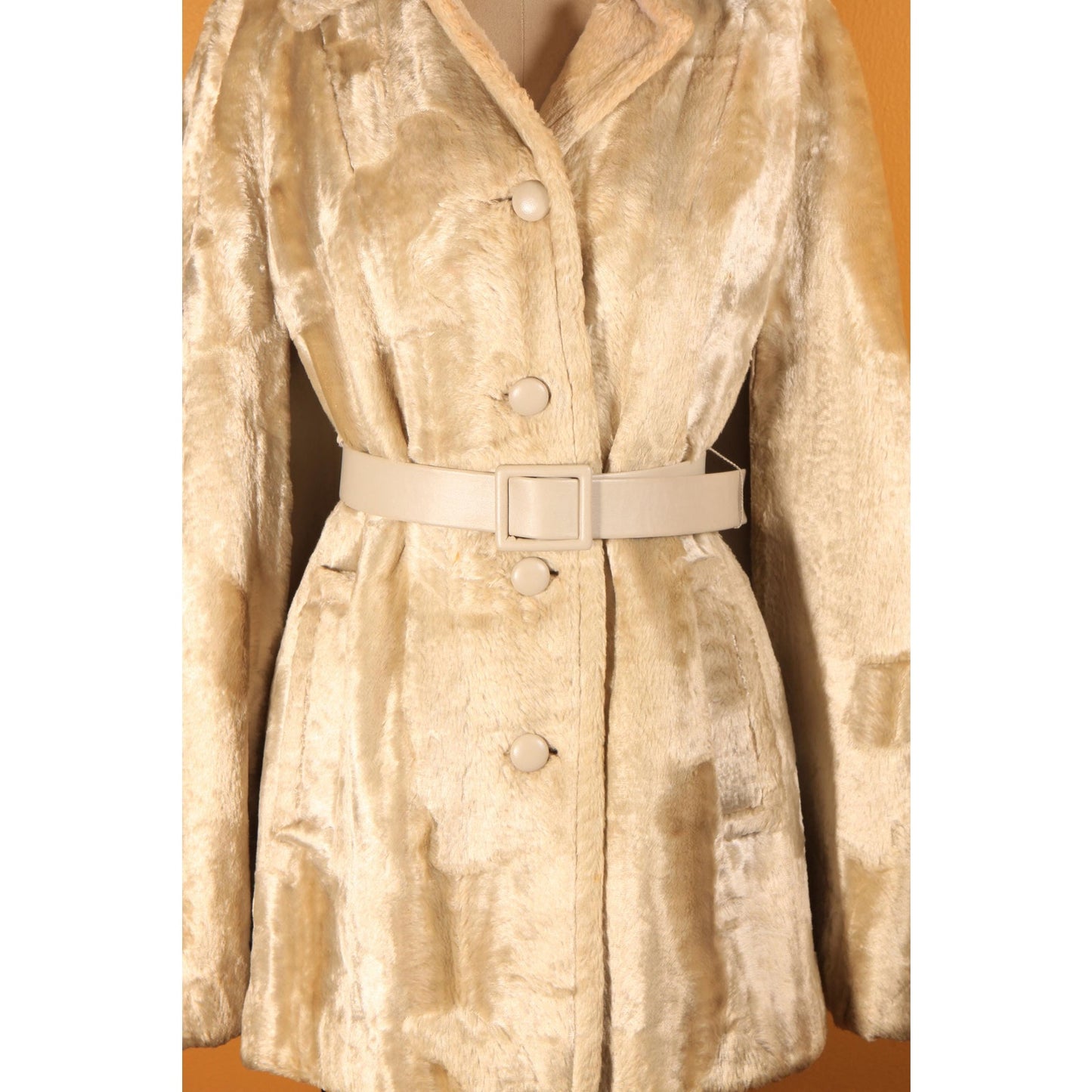 1960s Cream Off White Faux Fur Crushed Velvet Fitted Cape Coat by Betty Rose