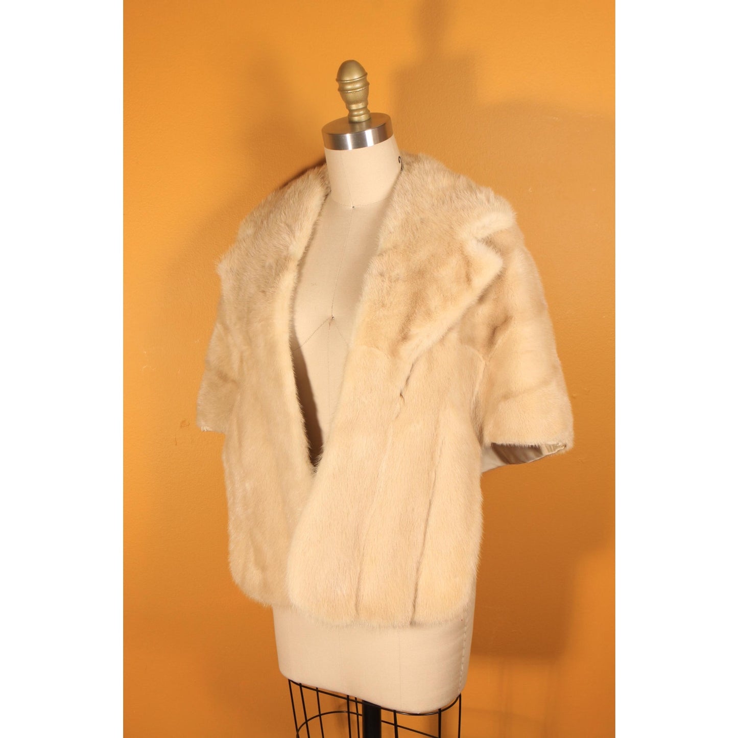 1950s Blonde Cream Mink Fur Shawl Wrap by Evan's Furs