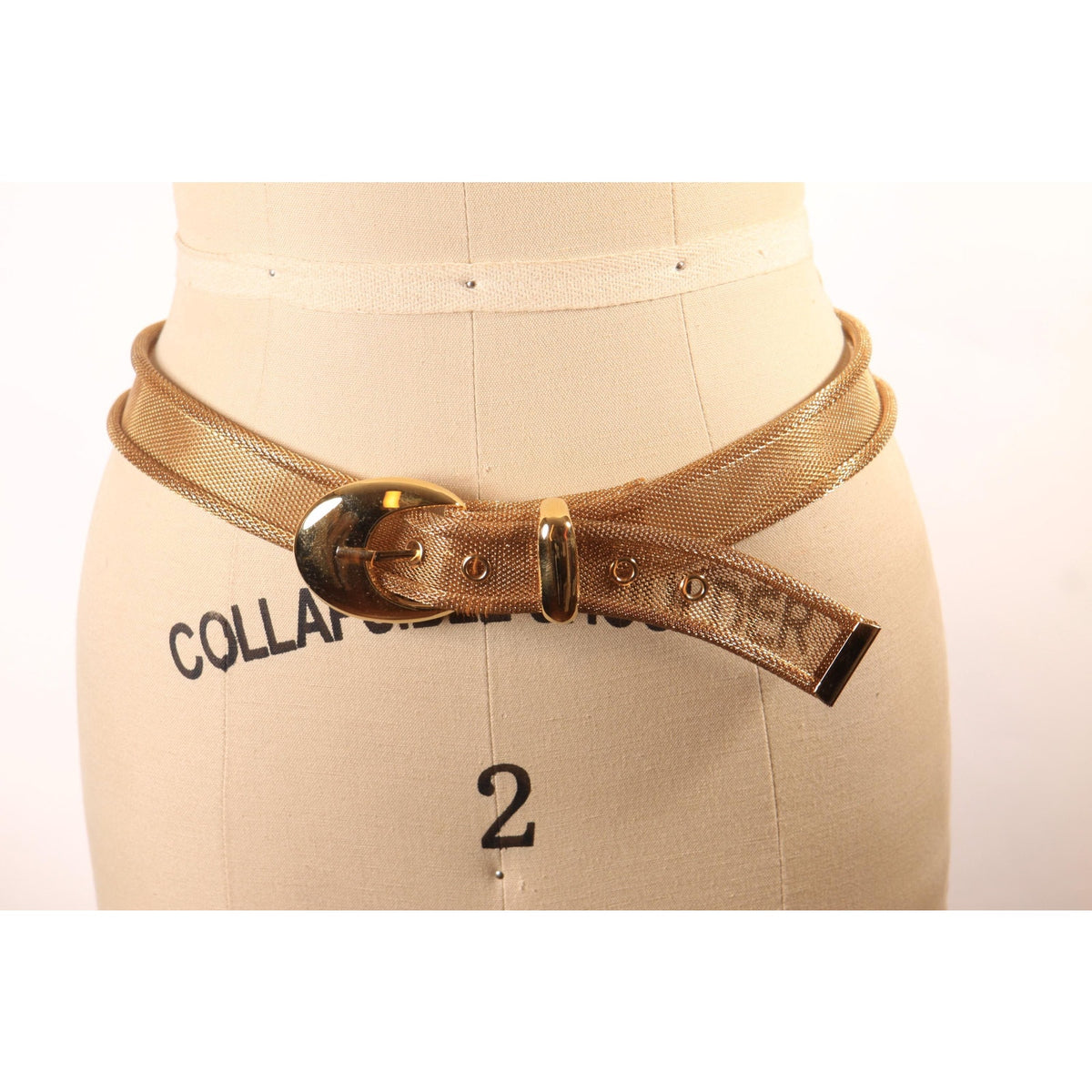 Late 1970s Early 1980s Gold Tone Metal Mesh Belt
