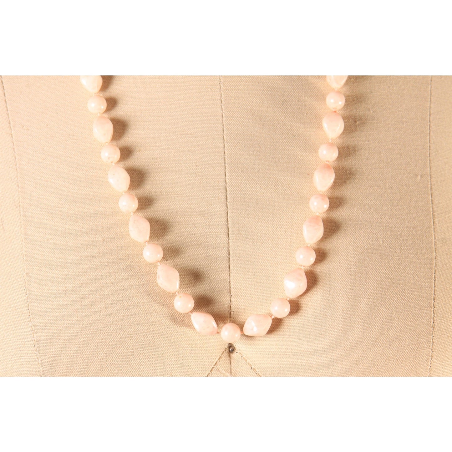 1980s Light Pink Beaded Necklace