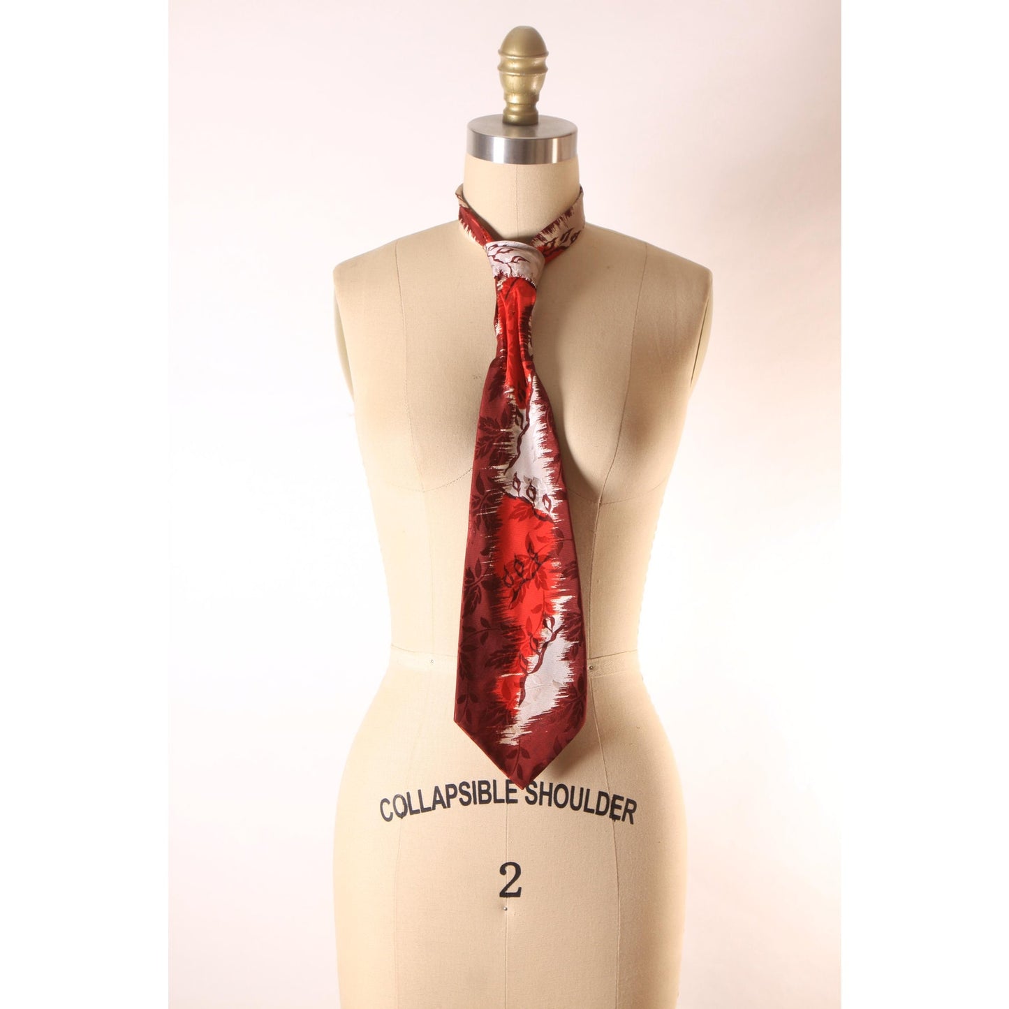1950s Novelty Abstract Leaf Dark Red and Orange Red Mens Necktie Tie by Wilson Faultless
